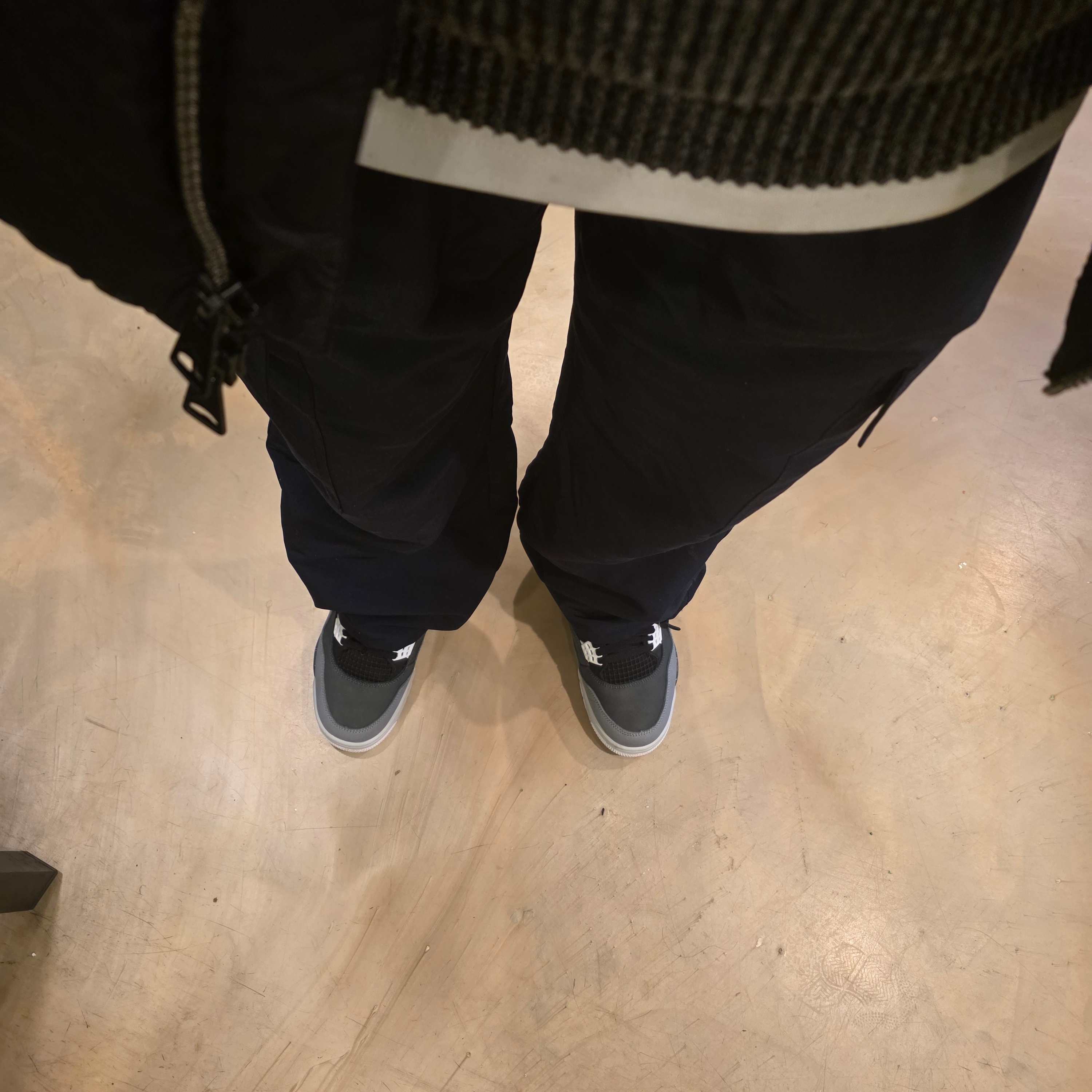 Jordan 4 Retro Fear 2024 착용 스타일 - 2
