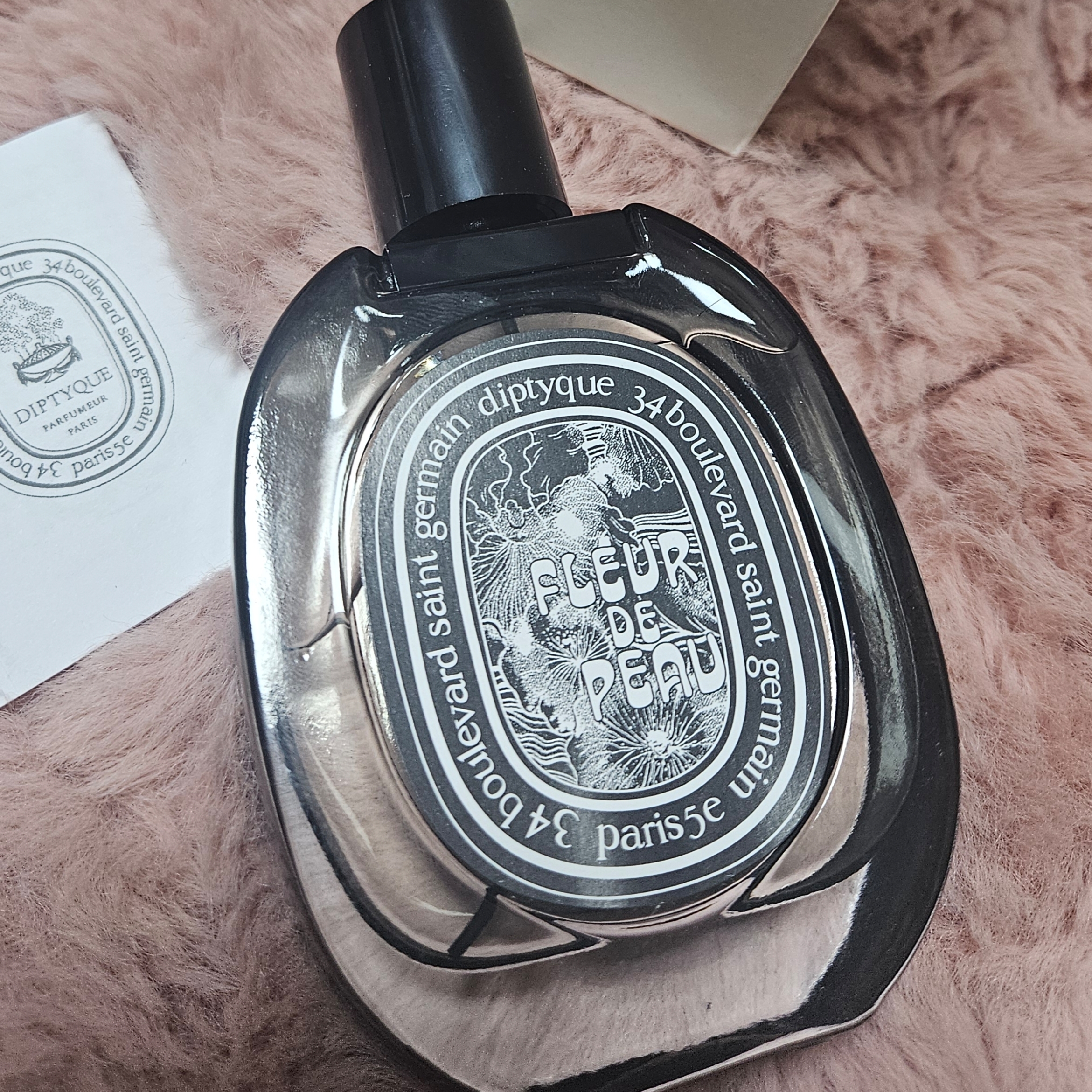 Diptyque Fleur De Peau Eau De Parfum 75ml 착용 스타일