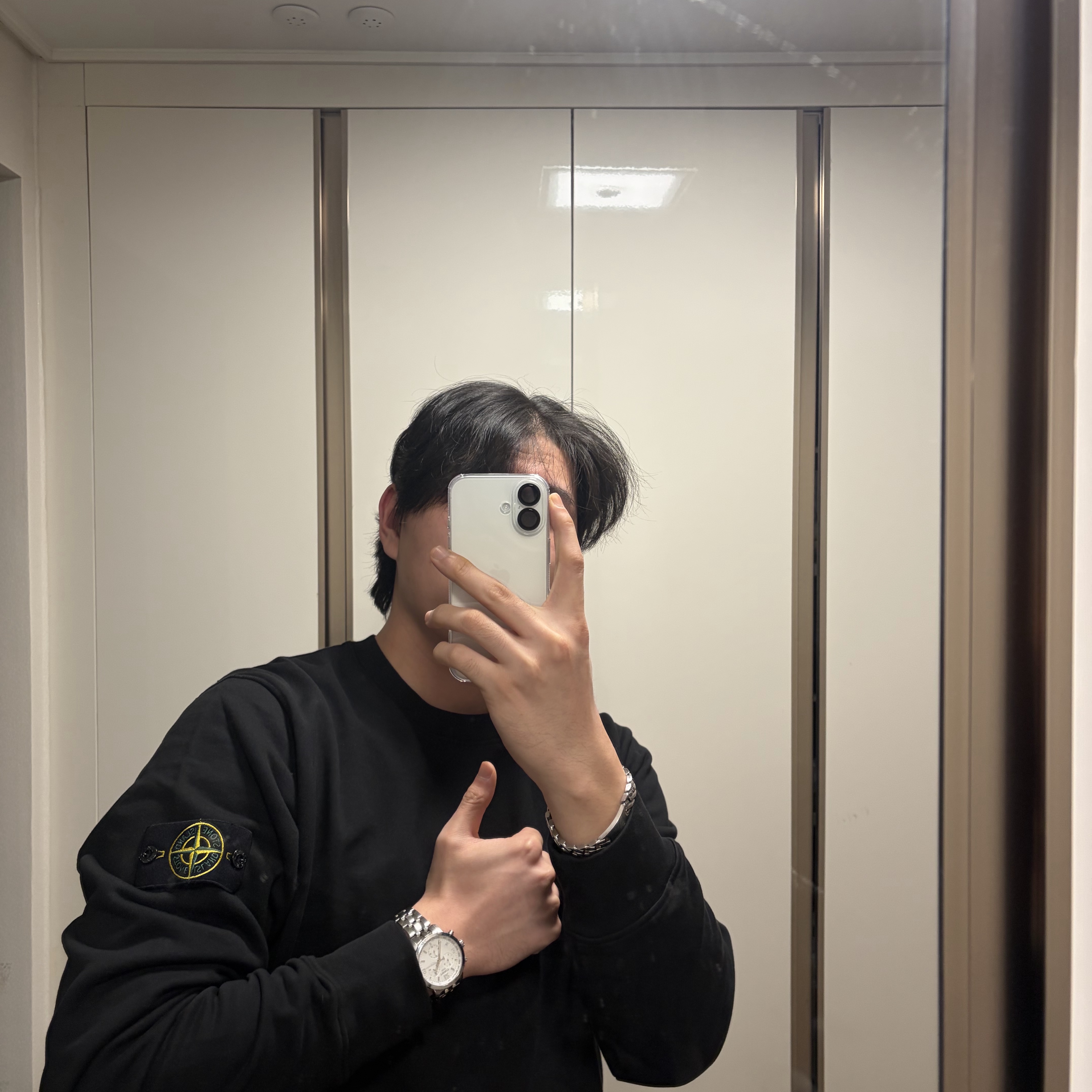 Stone Island 6100044 Organic Cotton Fleece Crewneck Sweatshirt with Ribbed Details Black - 25SS, Apple iPhone 17 256GB White 착용 스타일