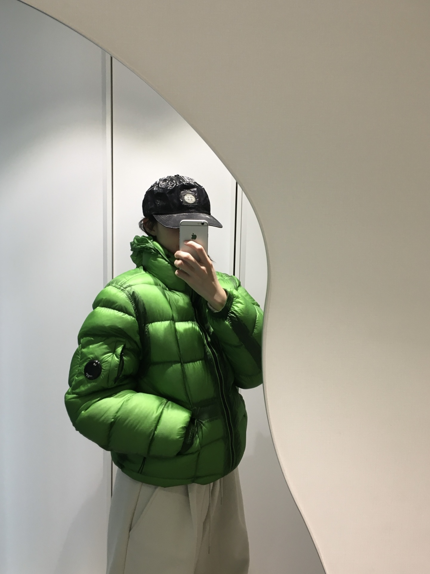 C.P. Company D.D. Shell Hooded Down Jacket Classic Green - 23FW 착용 스타일
