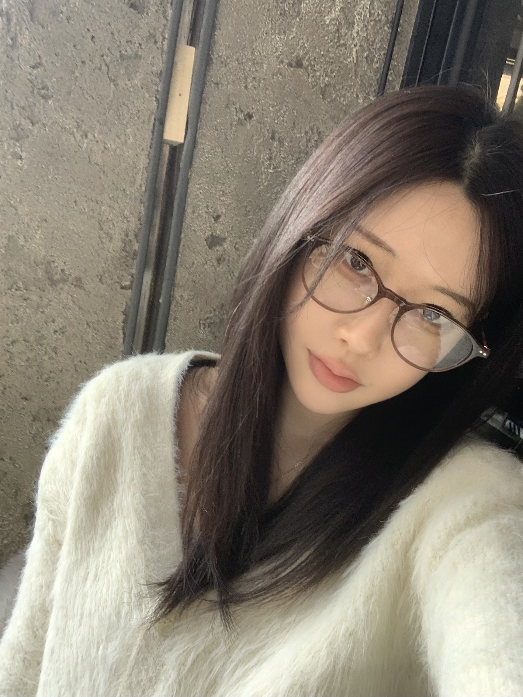 Carin Air 2 R C2 Clear Beige 착용 스타일