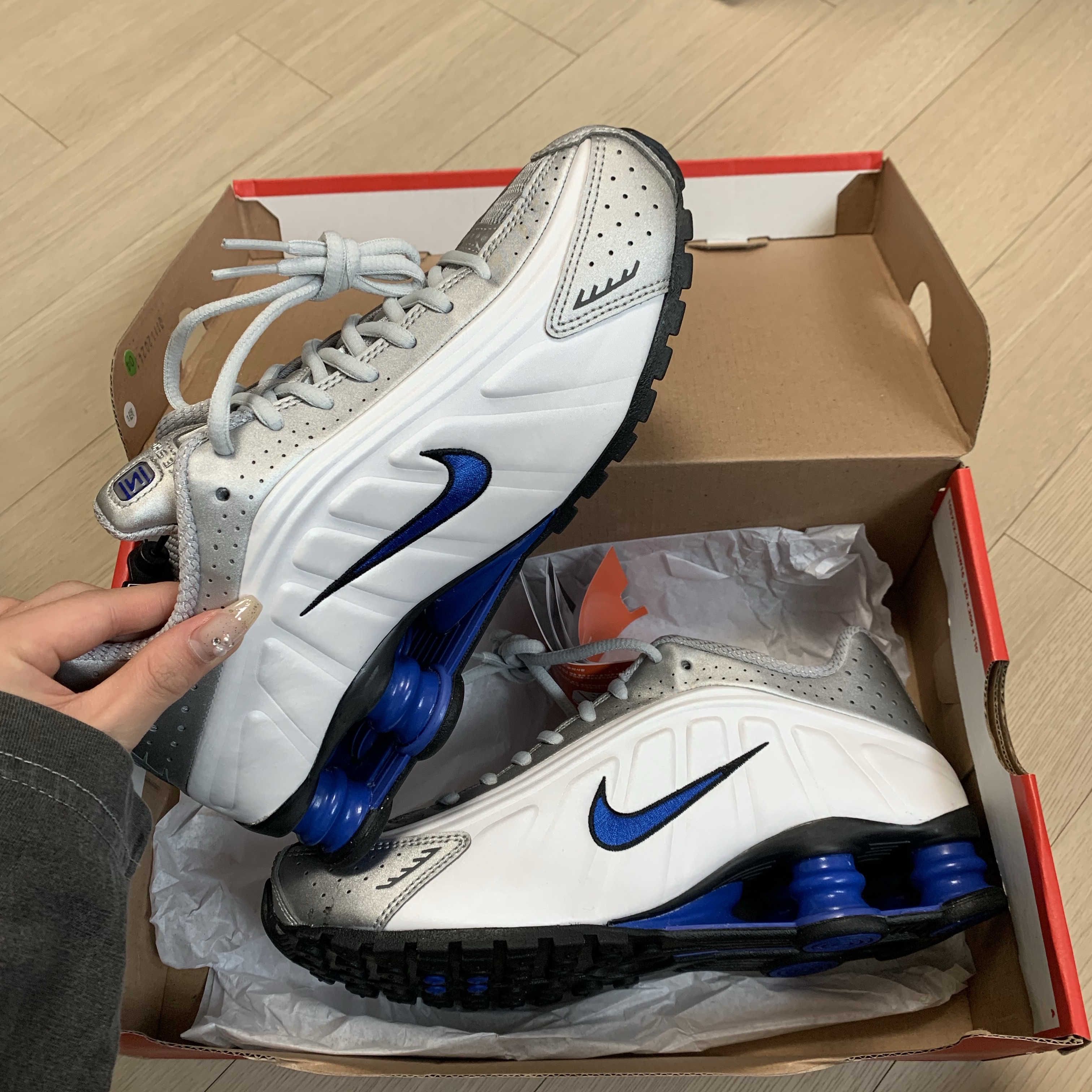 Nike Shox R4 White Racer Blue, Stussy Champion Oval Zip Hoodie Ash Heather 착용 스타일 - 1