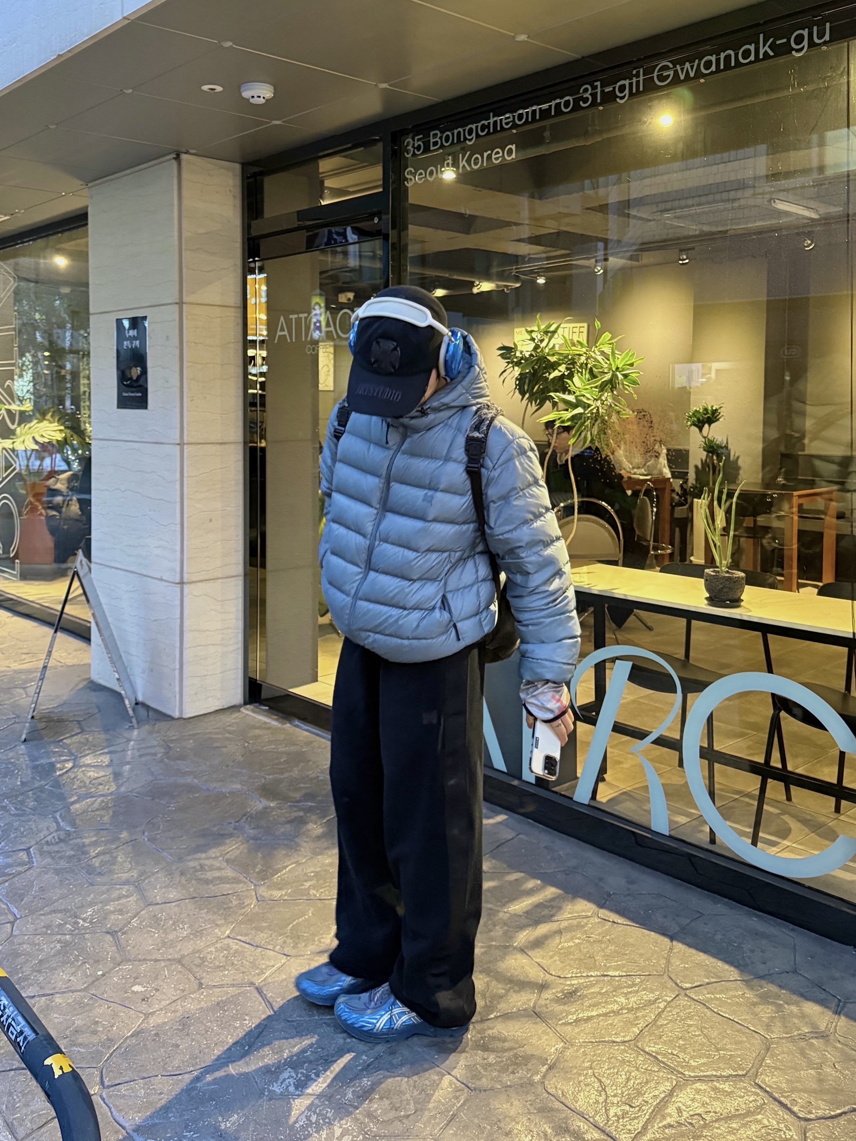 ETCE Cross Destroyed Cap Black, Apple AirPods Max Lightning Silver (Korean Ver.) 착용 스타일 - 2