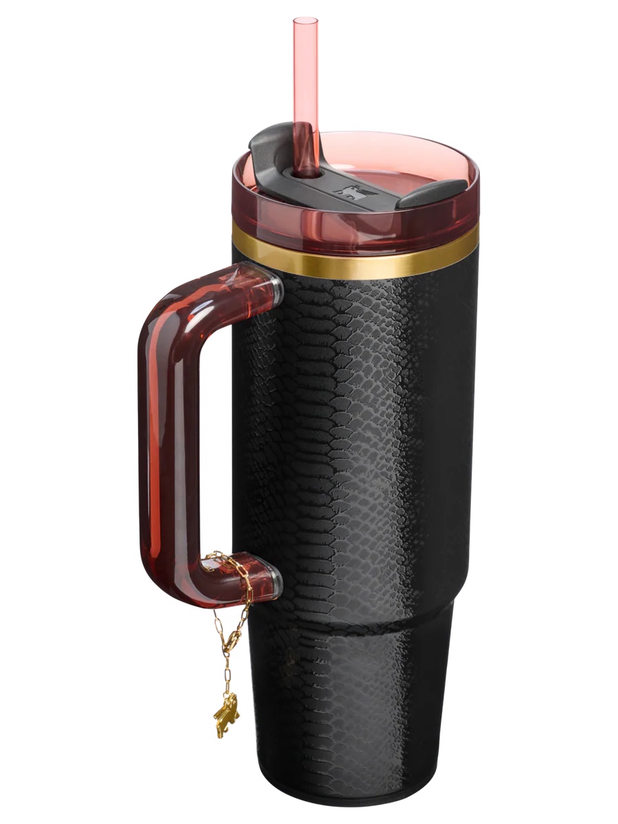 Stanley The Quencher Luxe H2.0 Flowstate Tumbler 887ml Black Snakeskin 착용 스타일 - 8