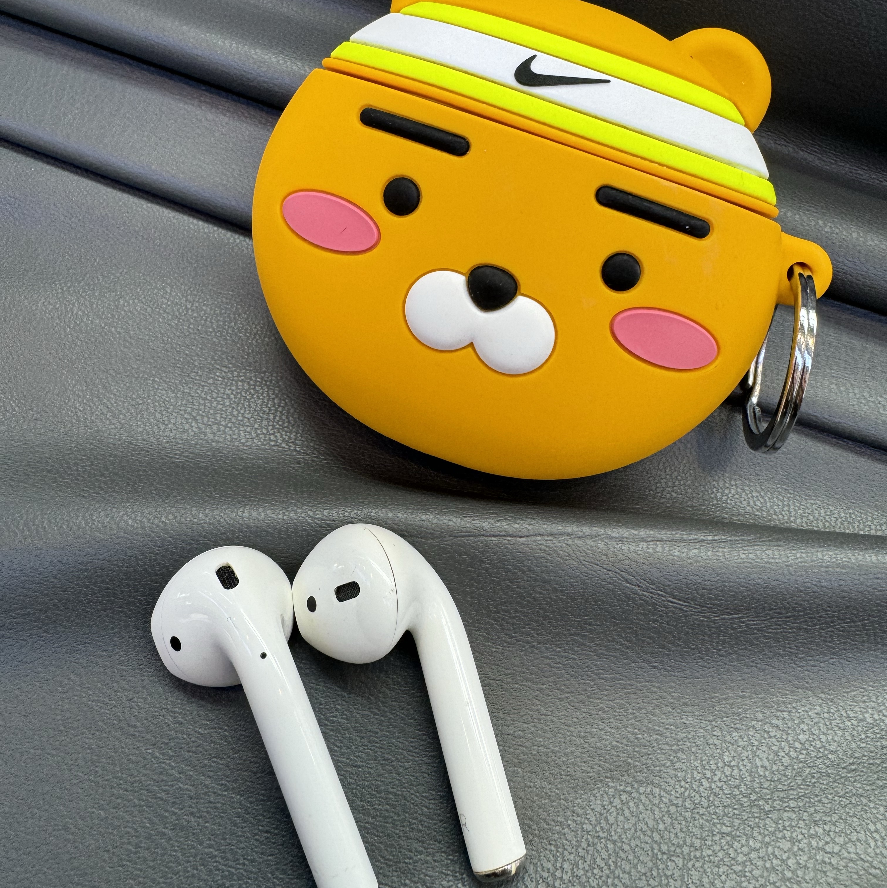 Apple AirPods 1st Gen (Korean Ver.) 착용 스타일 - 1