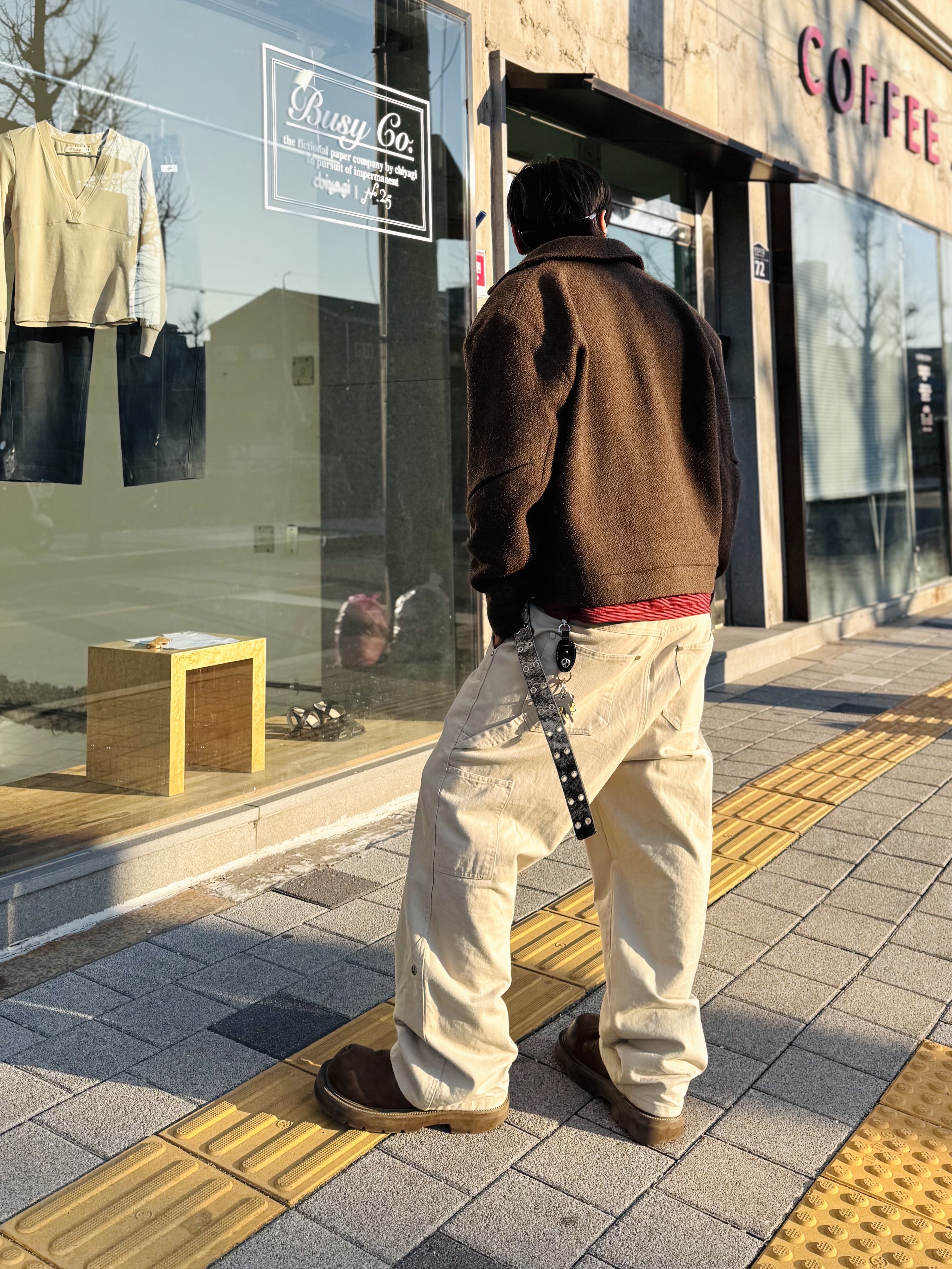 Farfromwhat Far Wool Arm Cutline Jacket, MJD x Kamien Double Hole Belt Oak Brown 착용 스타일 - 1