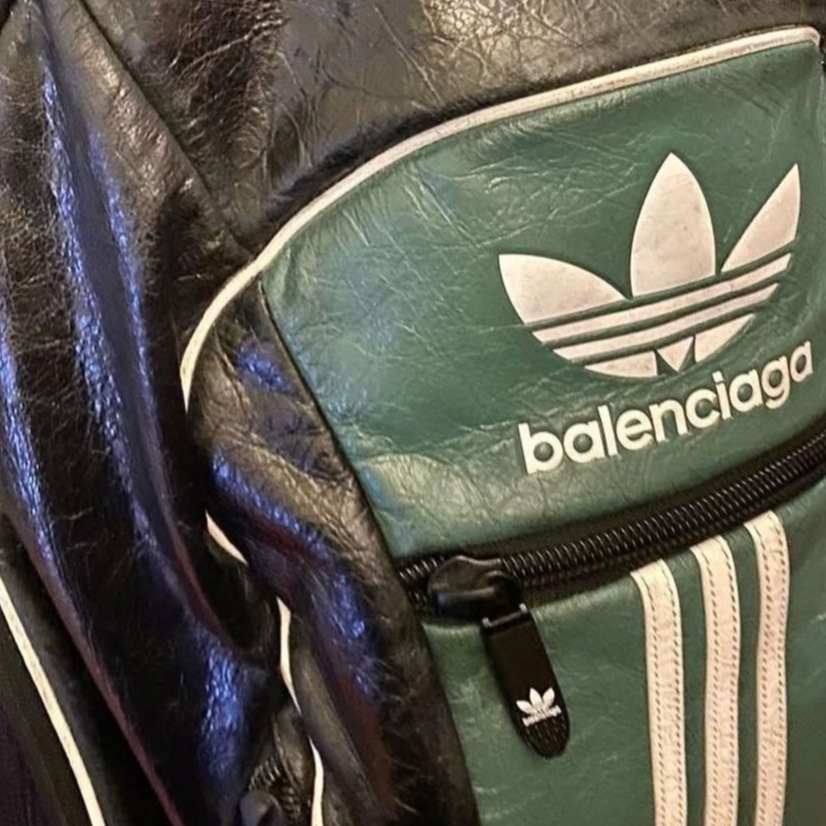 Balenciaga x Adidas Large Backpack Black Green 착용 스타일