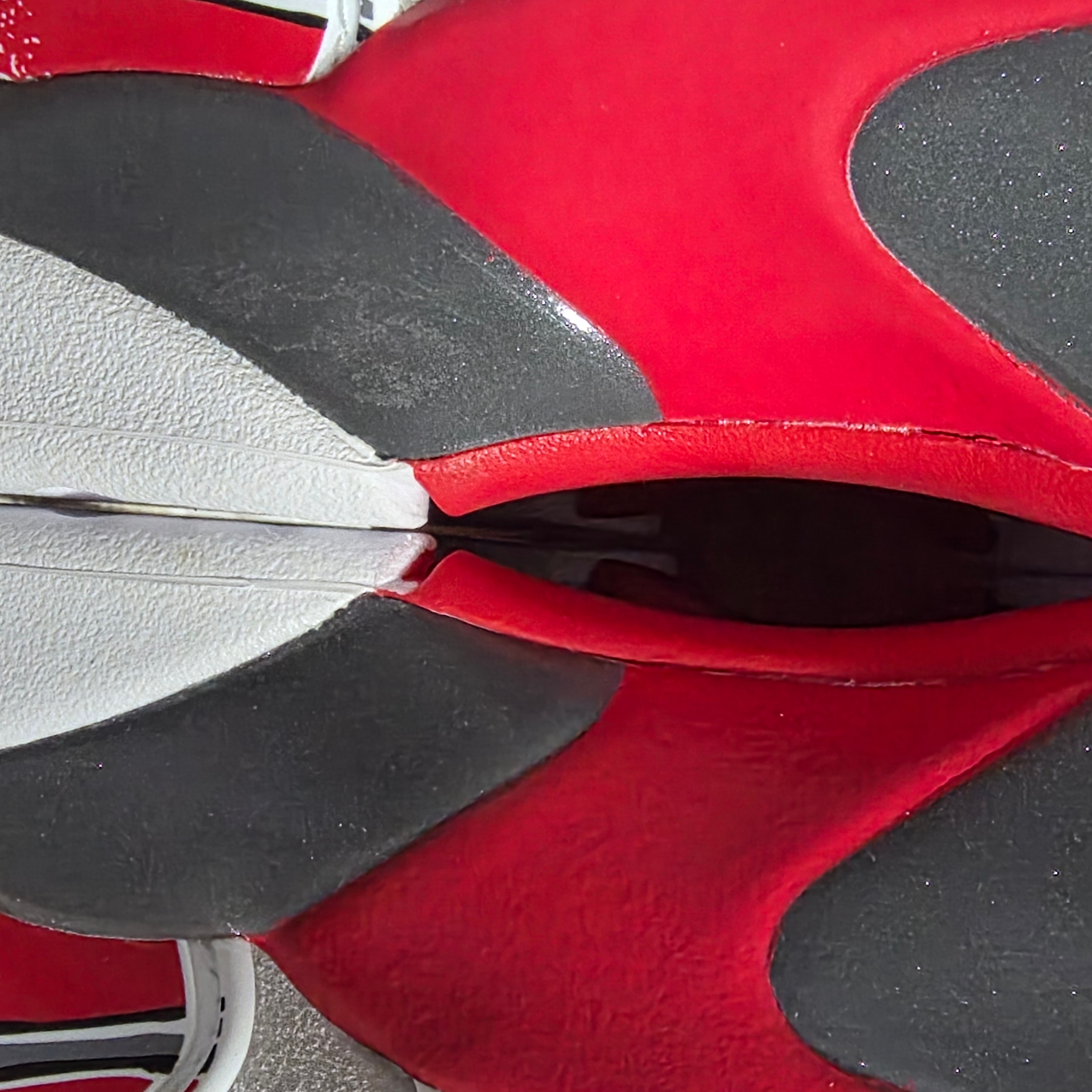 Jordan 8 Retro Bugs Bunny 2025 착용 스타일 - 1