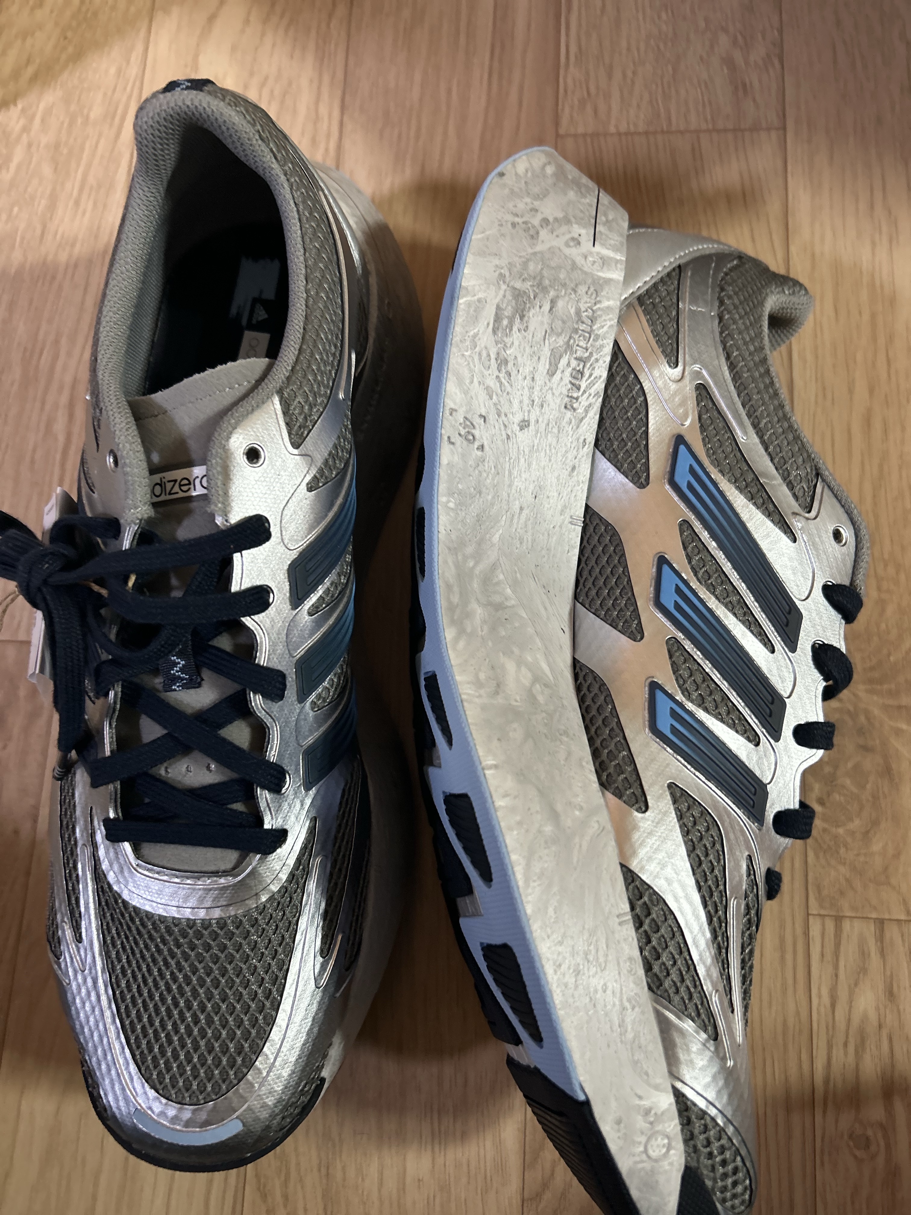 Adidas Adizero Aruku Charcoal Solid Grey Legend Ink 착용 스타일