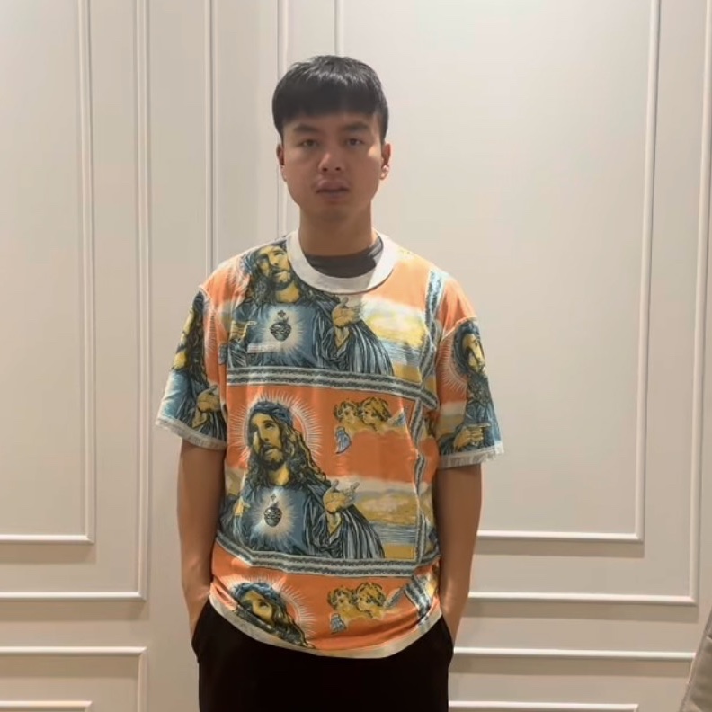 Supreme Jesus T-Shirt Multicolor - 25FW 착용 스타일 - 2