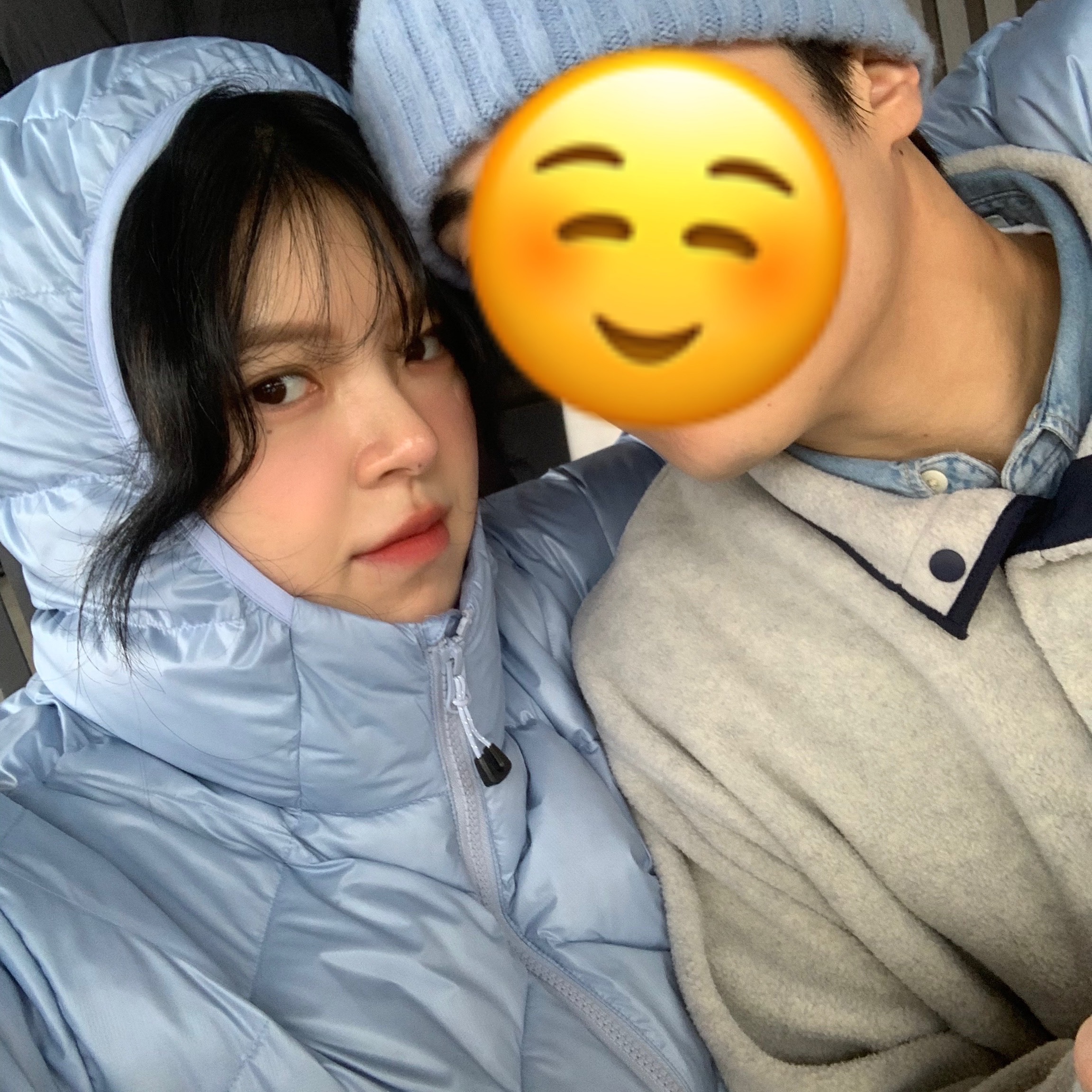 YESEYESEE Wafer Goose Down Jacket Misty Blue, Patagonia Synchilla Snap-T Fleece Pullover Oatmeal Heather 착용 스타일 - 2