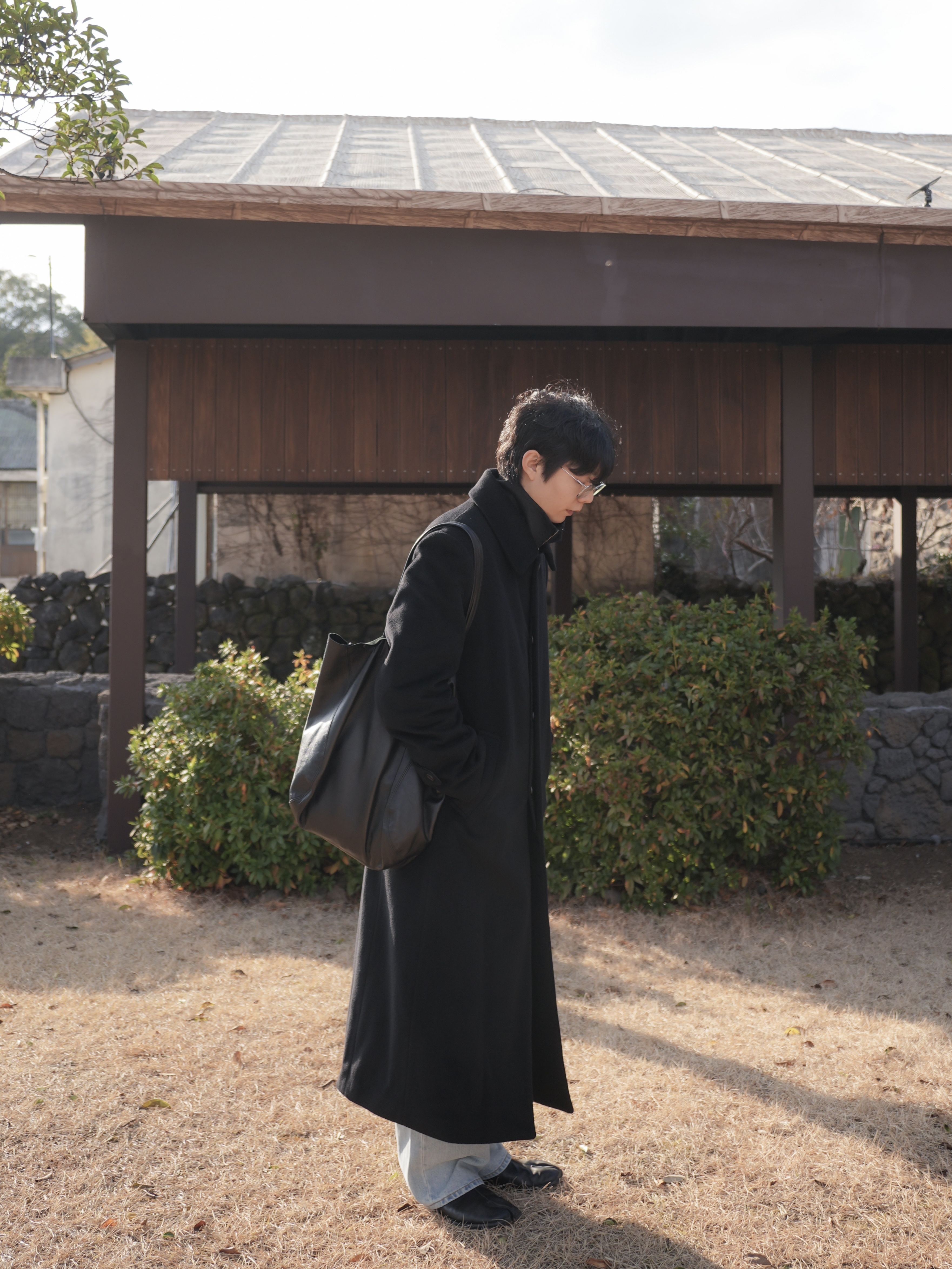 Maison Margiela Tabi Ankle Boots Black 착용 스타일 - 6