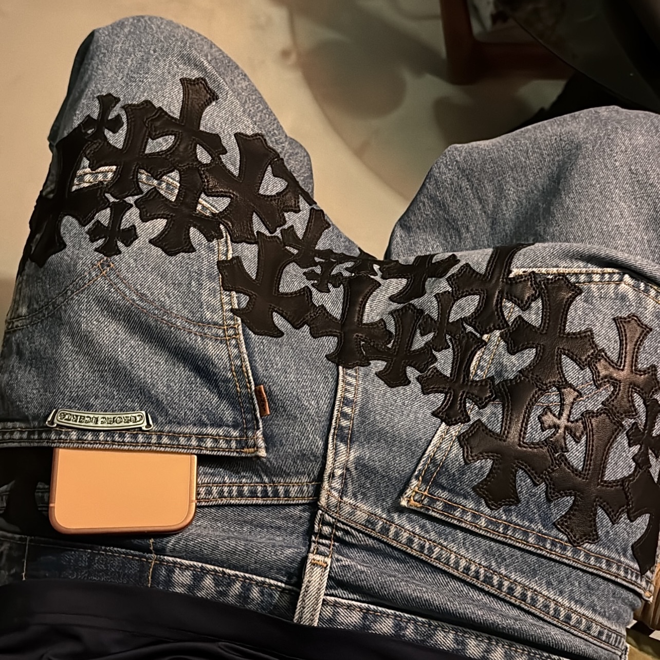 Stone Island 4100037 Crinkle Reps R-NY Wind Resistant Jacket Navy Blue - 25SS, Evisu Daicock Print Baggy Jeans #2000 Ecru 착용 스타일 - 4