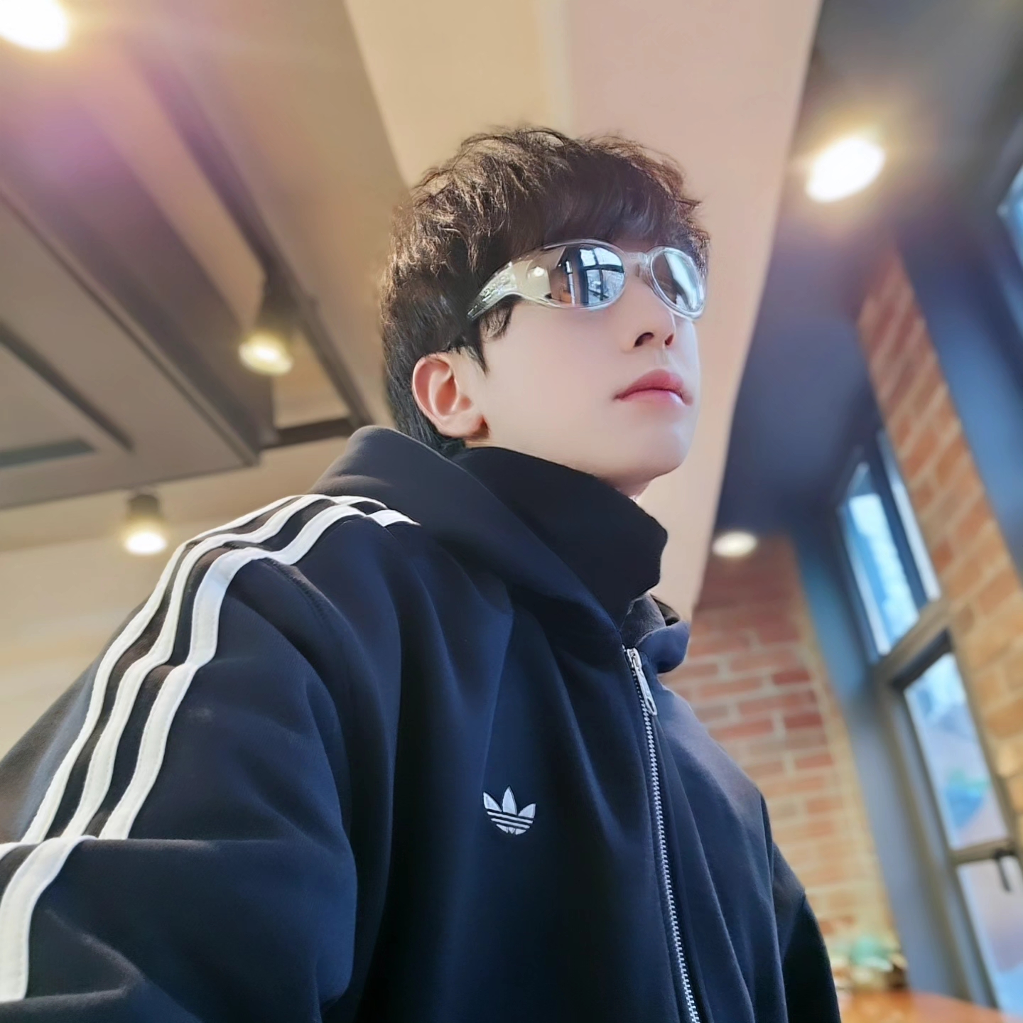 Adidas 3-Stripes Full-Zip Hoodie Black Cream White - KR Sizing, Adidas 3-Stripes Full-Zip Hoodie Black Cream White - US Sizing 착용 스타일 - 6