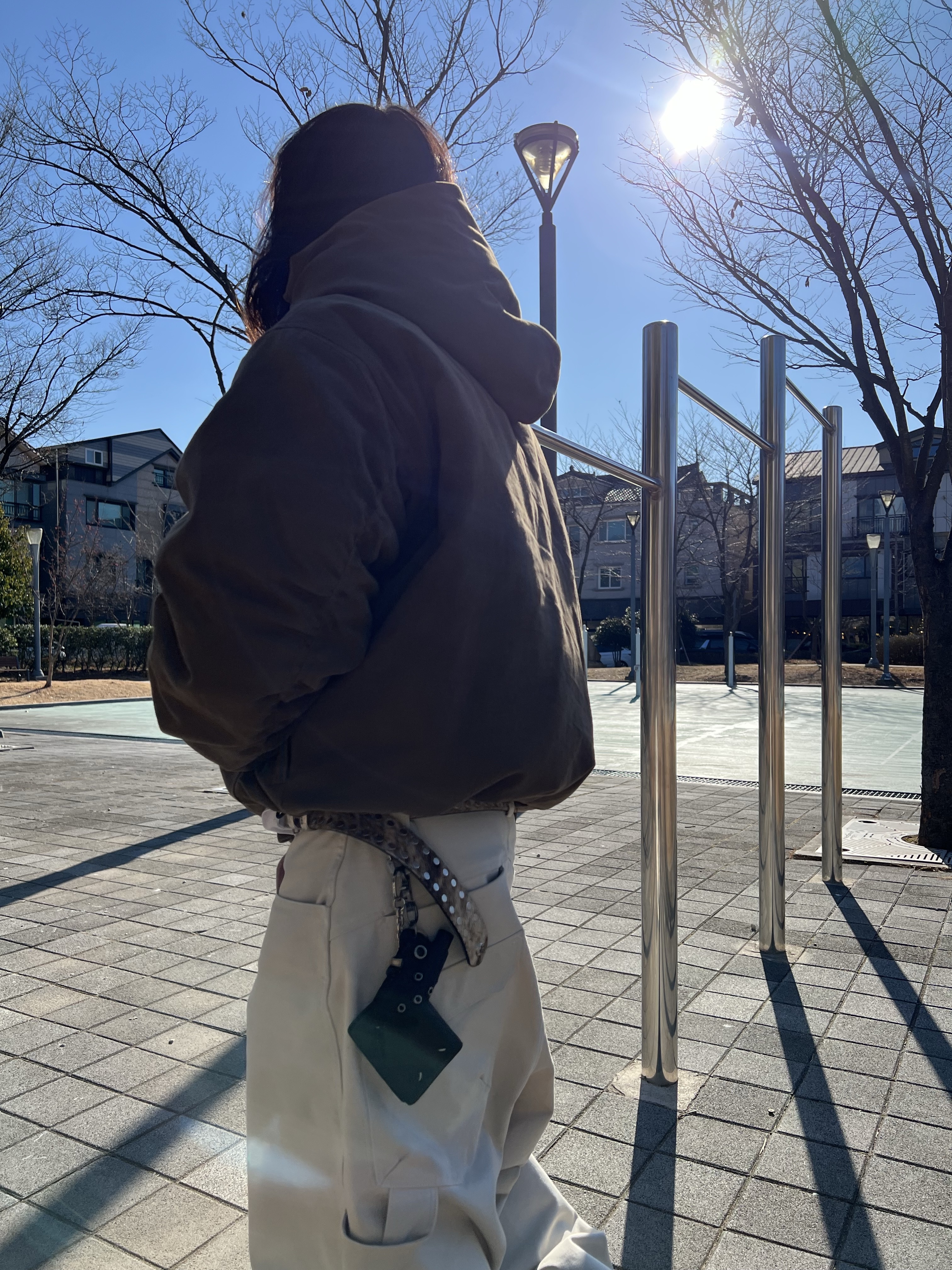 Nonnod Moleskin Shirring Bomber Khaki Brown, Kamien 247 All day Baggy Pants Light Beige 착용 스타일 - 8