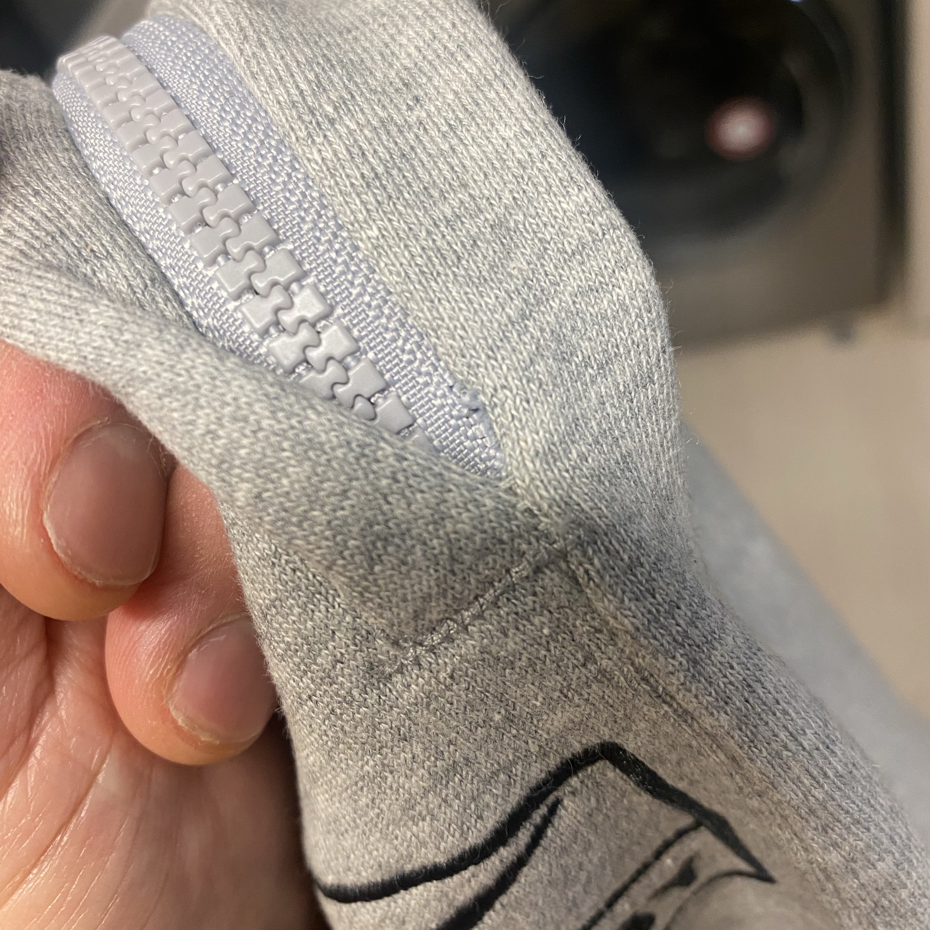 Nike x Stussy NRG Fleece Pants Dark Grey Heather (DO9340-063) 착용 스타일