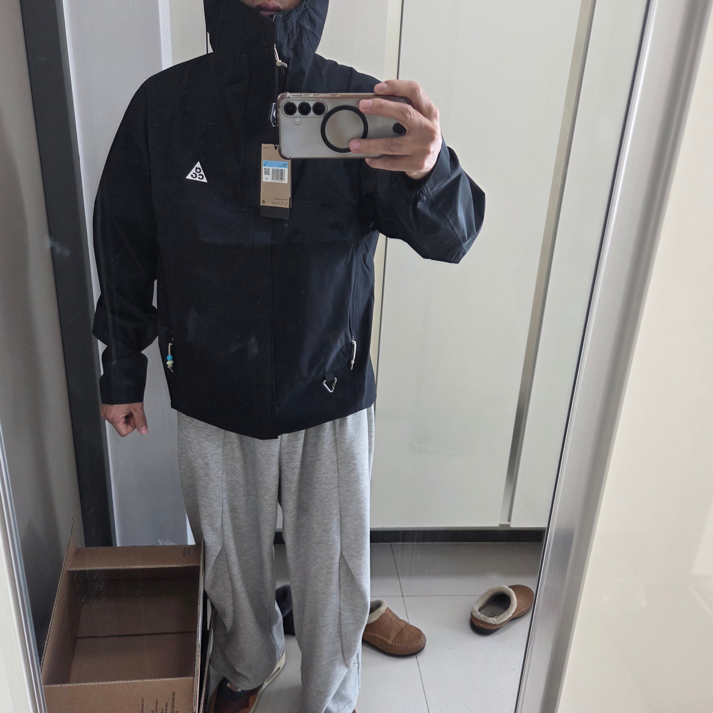 Nike ACG Storm-Fit ADV Cascade Rains Full Zip Jacket Black - Asia 착용 스타일