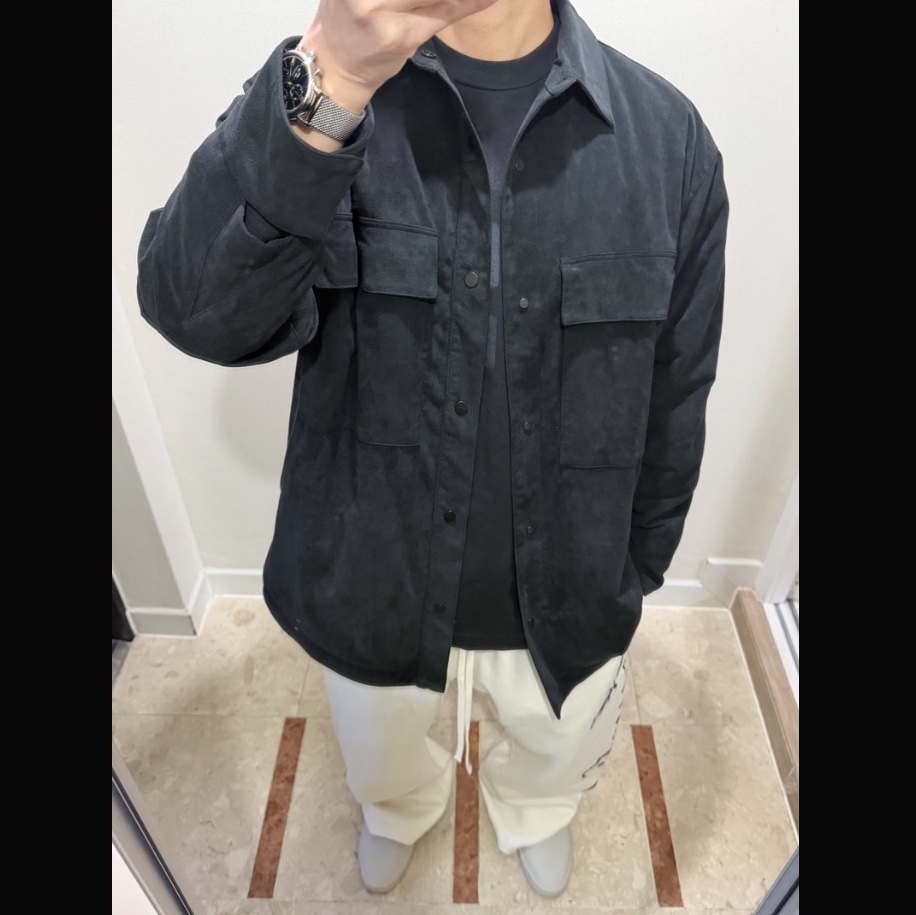 Fear of God Long Sleeve Airbrush 8 T-Shirt Black, Essentials Classic T-Shirt Heather Stone - 25SS 착용 스타일