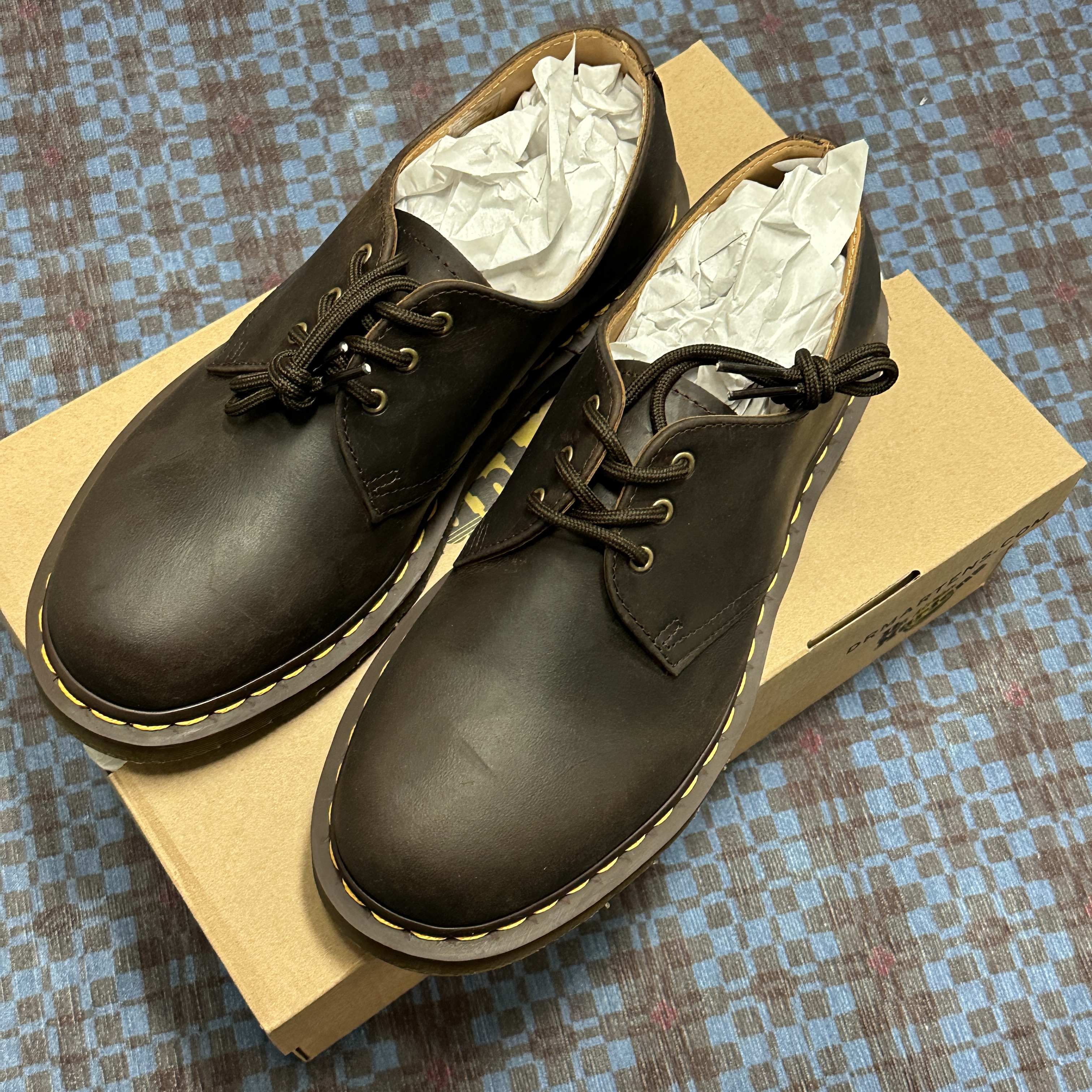 Dr. Martens 1461 Crazy Horse Dark Brown 착용 스타일