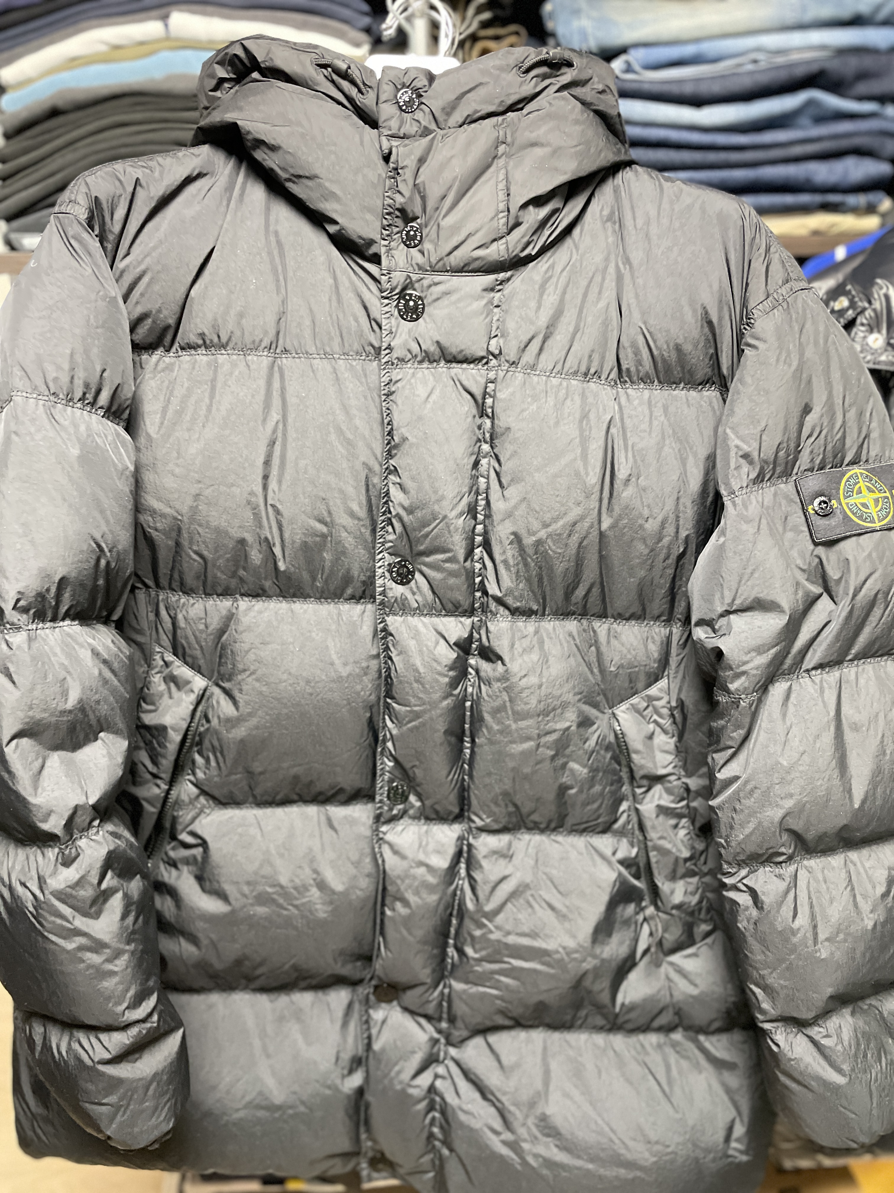 Stone Island 4100012 Crinkle Reps NY Recycled Nylon Wind Resistant Down Parka Black - 25FW 착용 스타일