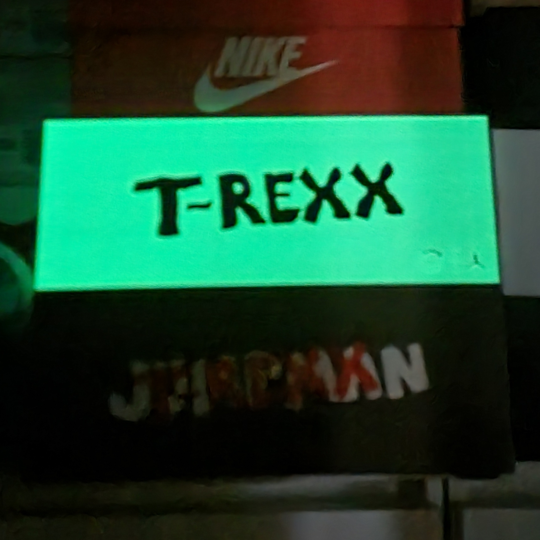 Jordan x Travis Scott x Chase B Jumpman Jack TR Black Night Silver, Jordan x Travis Scott Jumpman Jack TR Bright Cactus 착용 스타일