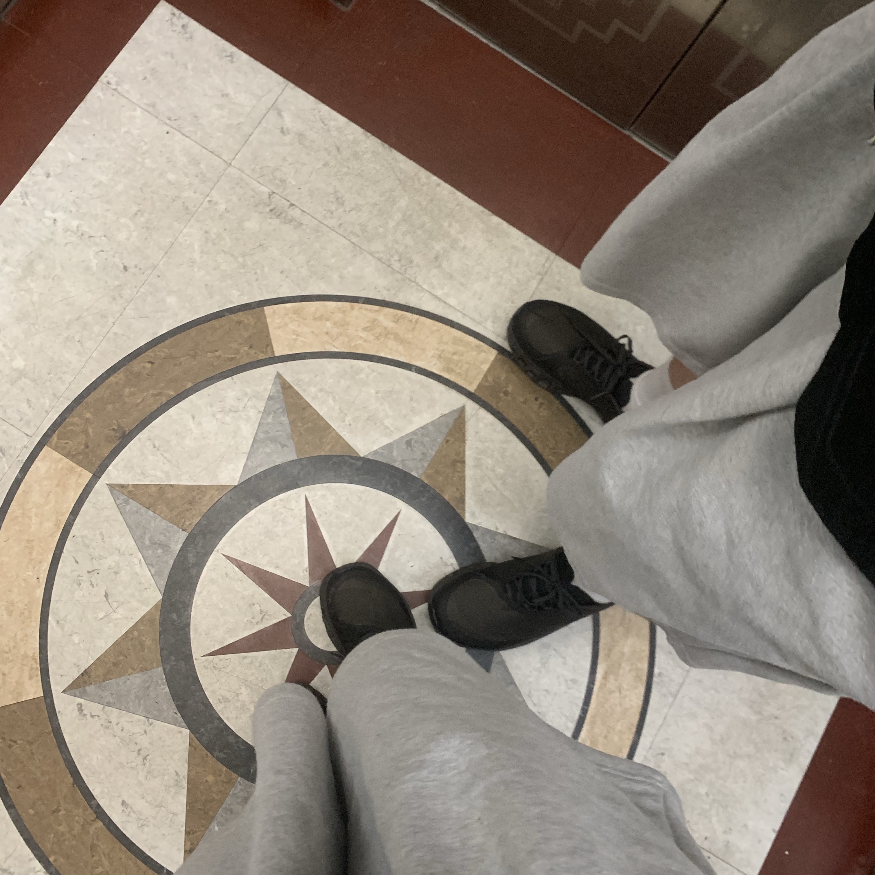 Mizuno LG 60S 2K Brown, Human Made x Verdy x Starwars Graphic T-Shirt #2 Black 착용 스타일 - 3