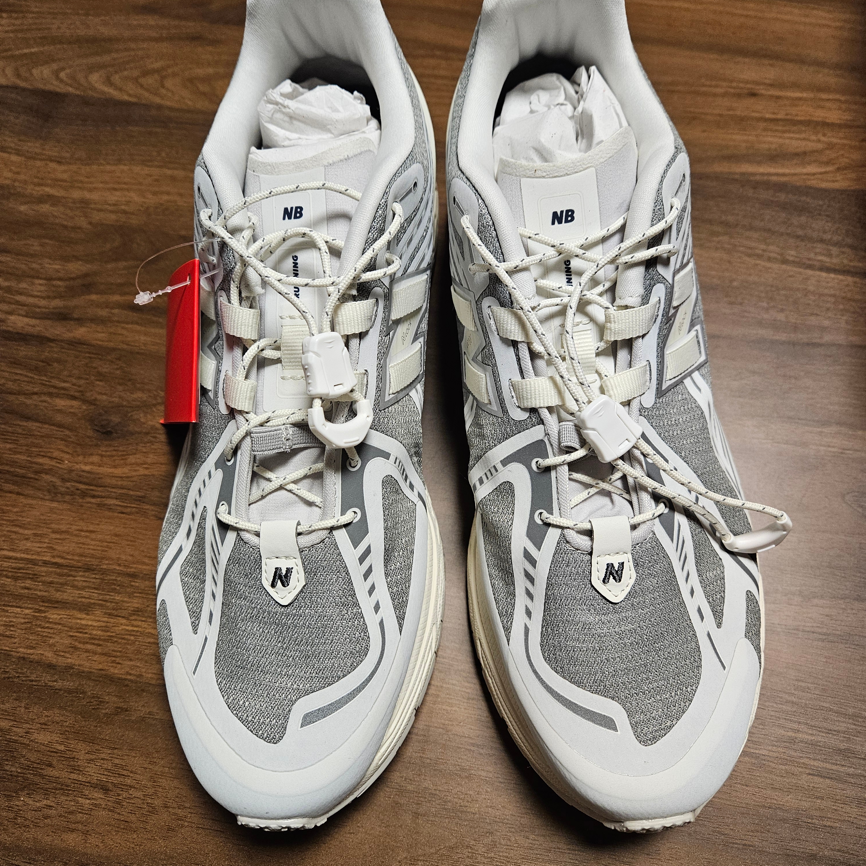 New Balance 1906R Sea Salt Grey Matter 착용 스타일
