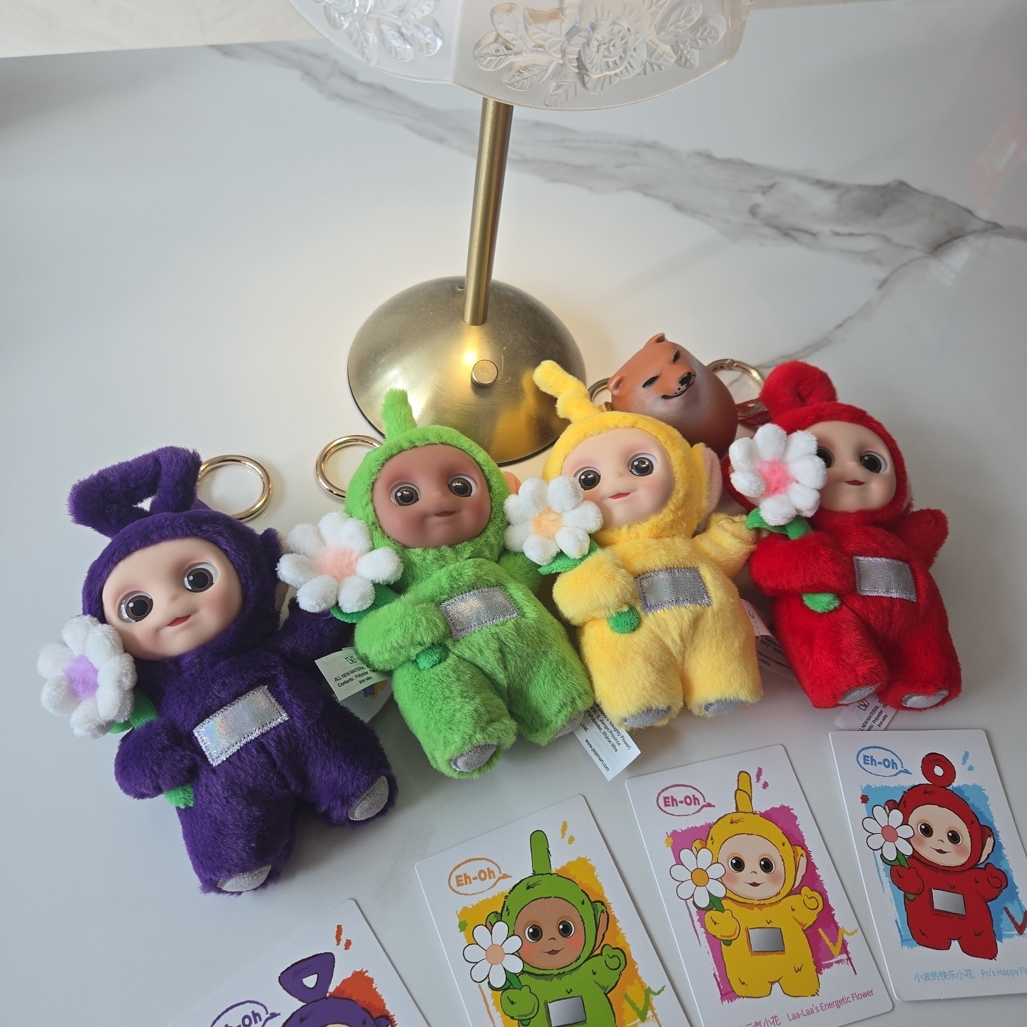 Pop Mart Teletubbies Say Hello Series Figures Sealed Case Po's Happy Flower (Opened Case), Pop Mart Teletubbies Say Hello Series Figures Sealed Case Dipsy's Naughty Flower (Opened Case) 착용 스타일 - 3