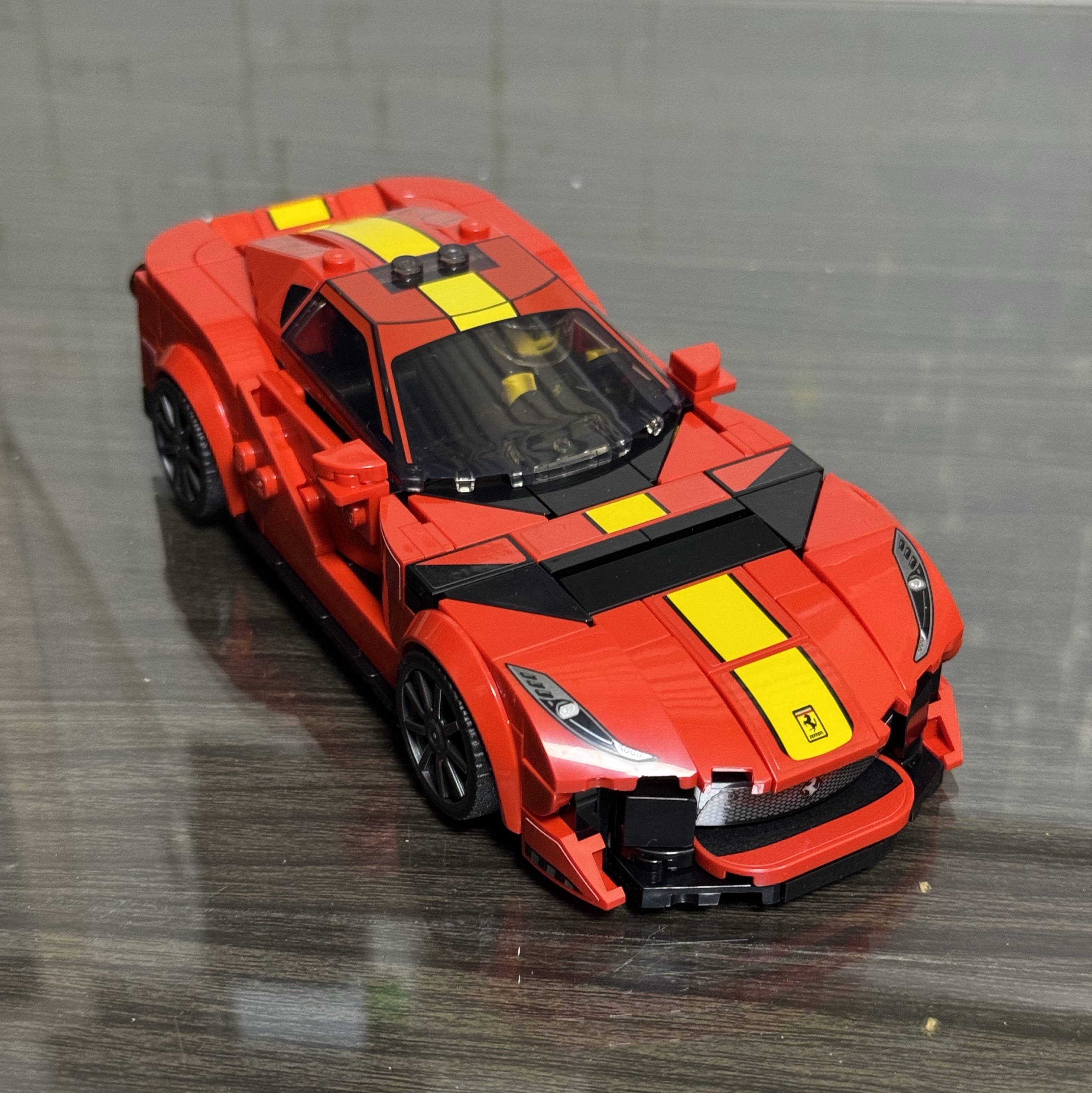 Lego Ferrari 812 Competizione 착용 스타일 - 1