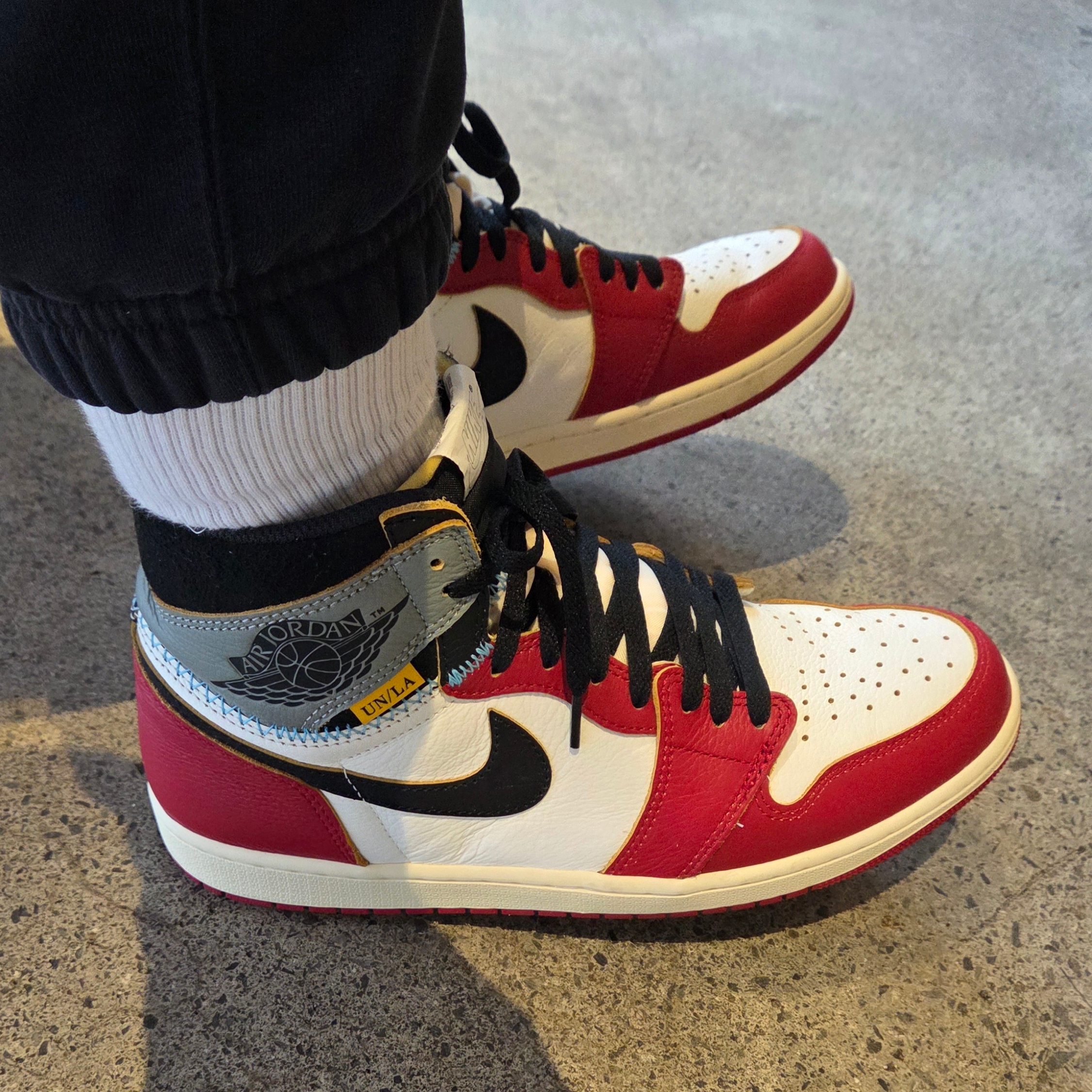 Jordan 1 x Union Retro High OG Chicago Shadow 착용 스타일 - 2