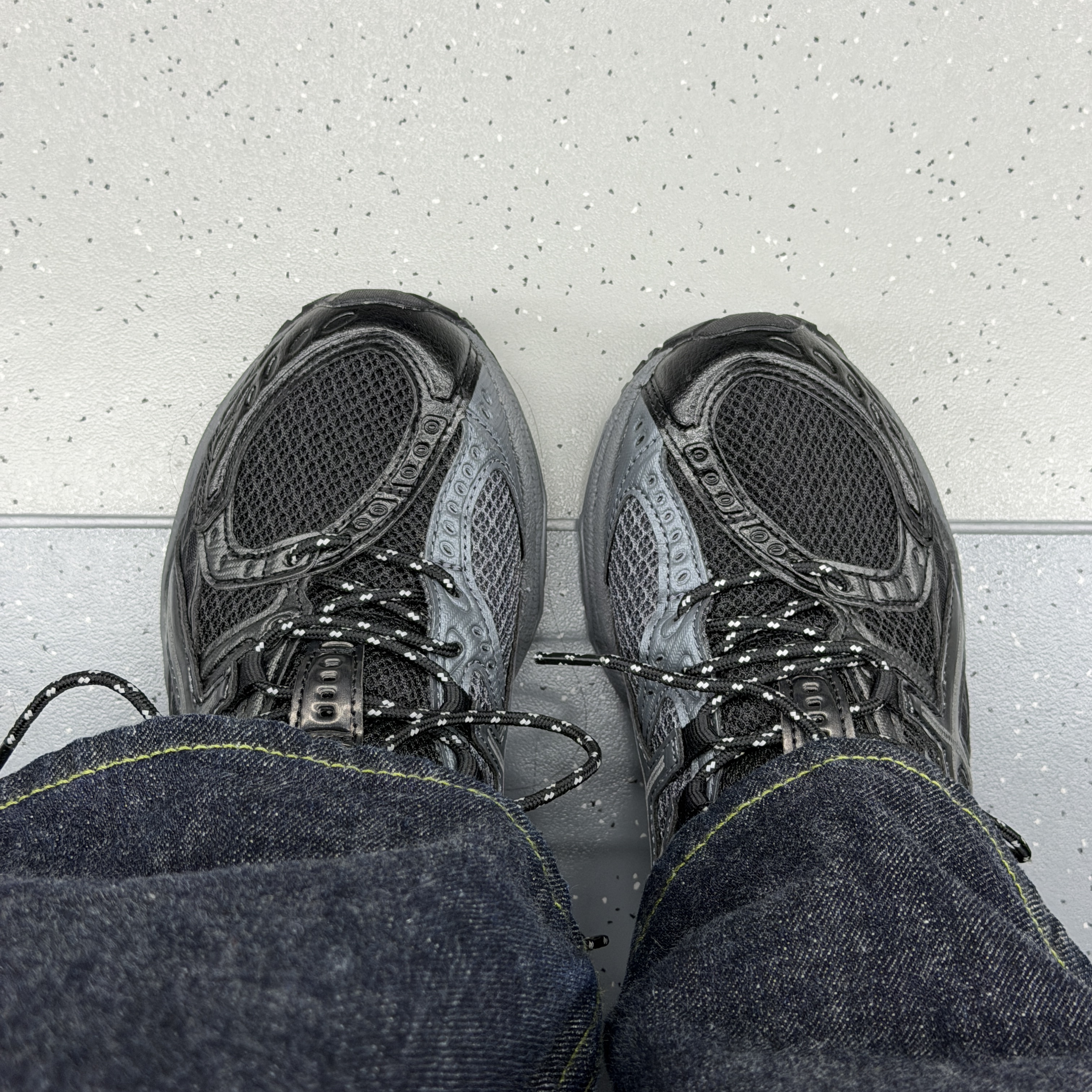 Asics x Haven Gel-Nimbus 10.1 Black 착용 스타일