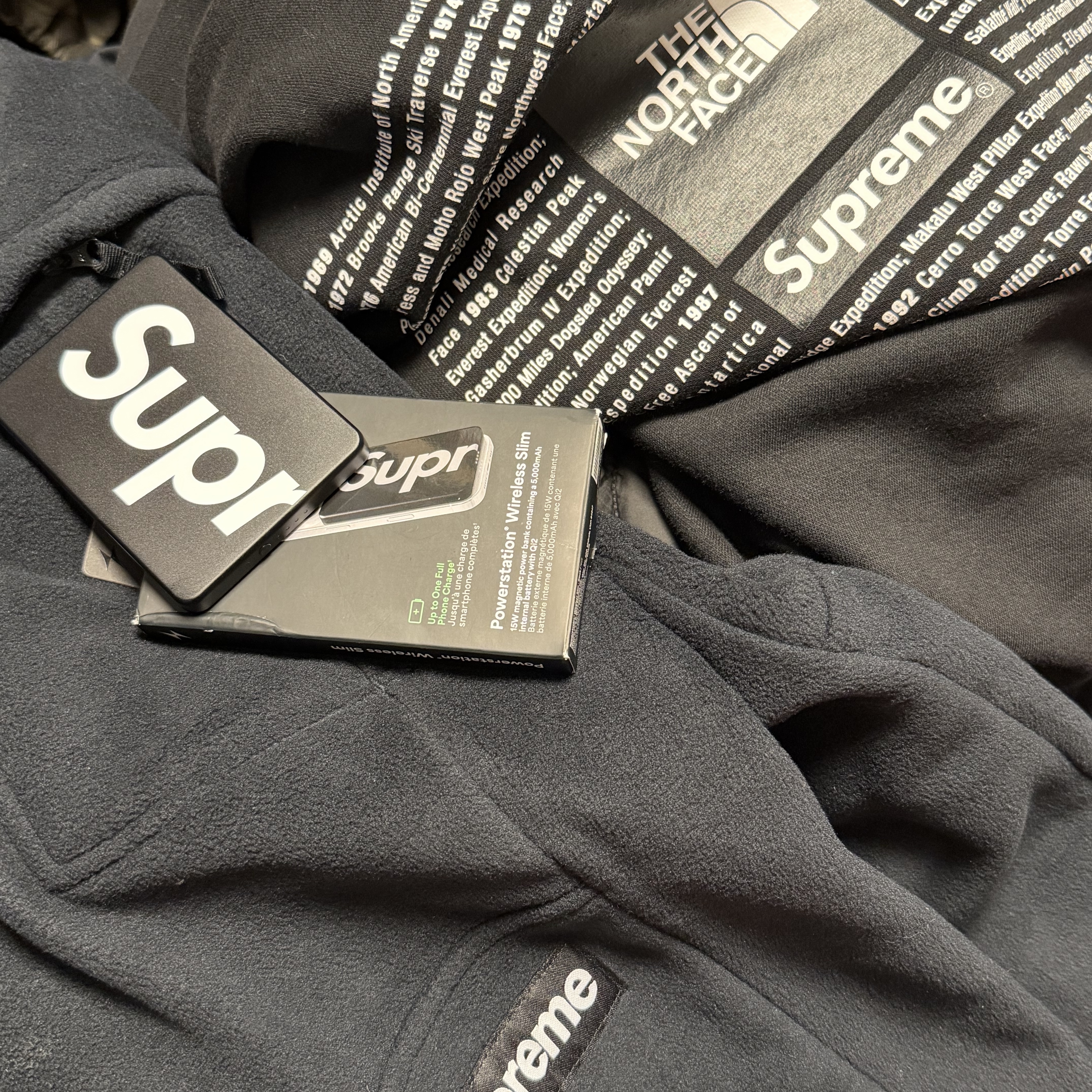 Supreme Polartec Pant Black - 25FW, Supreme x The North Face Crewneck Black - 24SS 착용 스타일