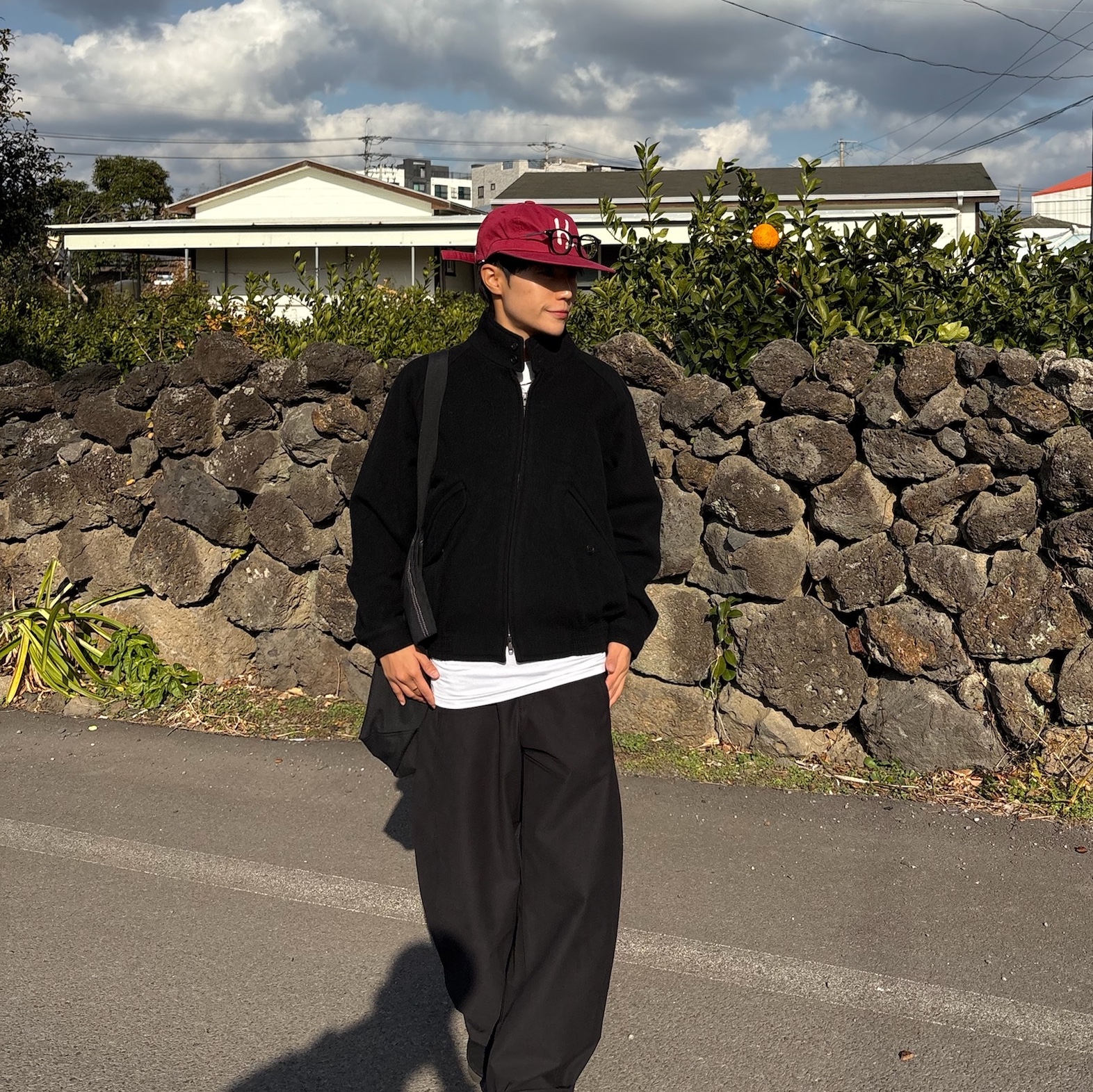 Hello Sunrise H Logo Wool Relaxed Fit 6 Panel Cap Burgundy, Gentle Monster Eddy 01 Black 착용 스타일
