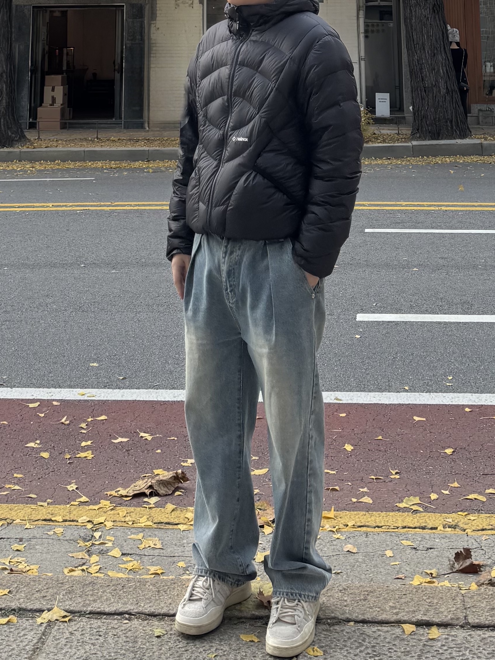 Helinox Wear Eclipse Pack Down Jacket Black, Adidas x Bad Bunny Campus Light Cloud White 착용 스타일 - 1