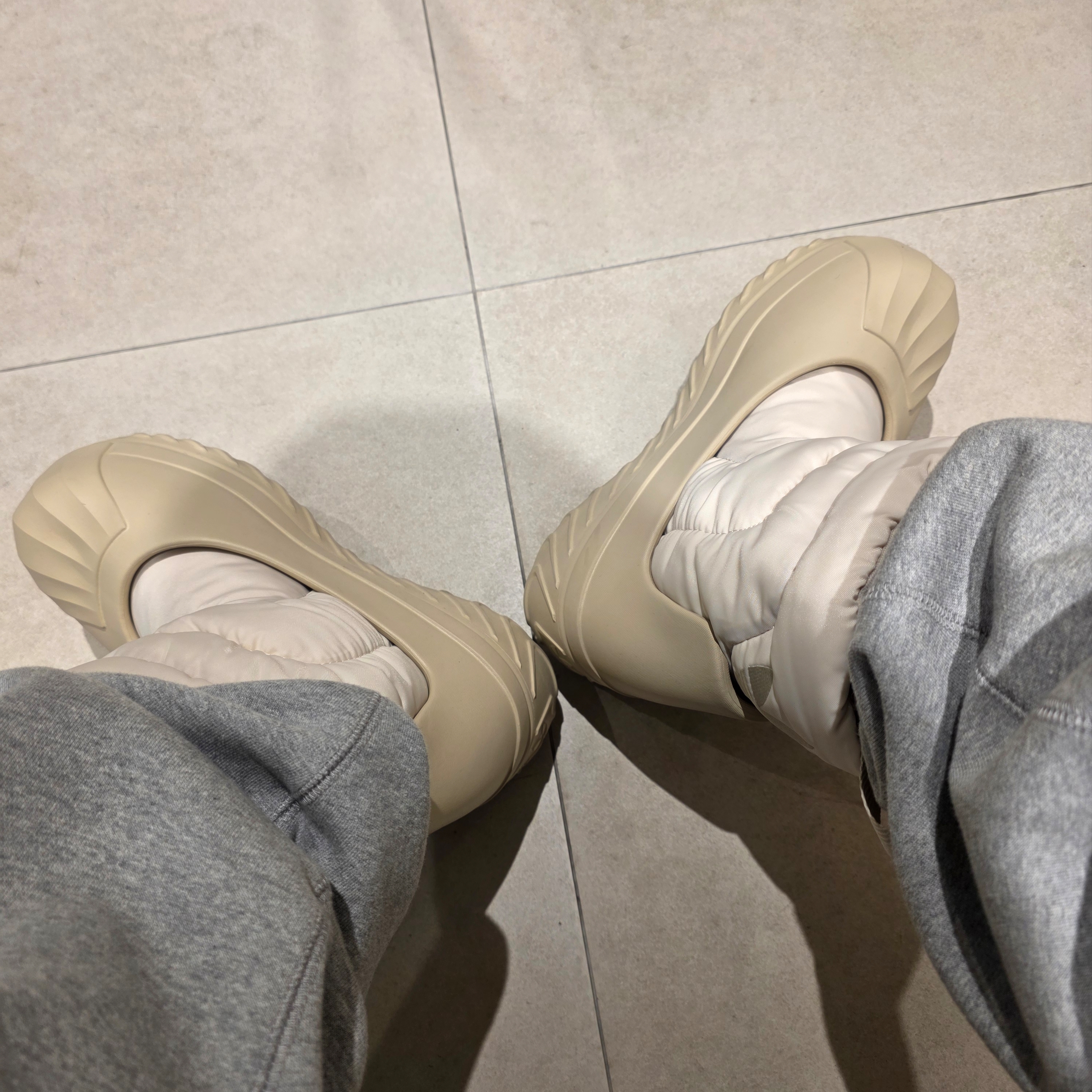 (W) Adidas Adifom Superstar Winter Boot Alumina Wonder Beige 착용 스타일 - 3