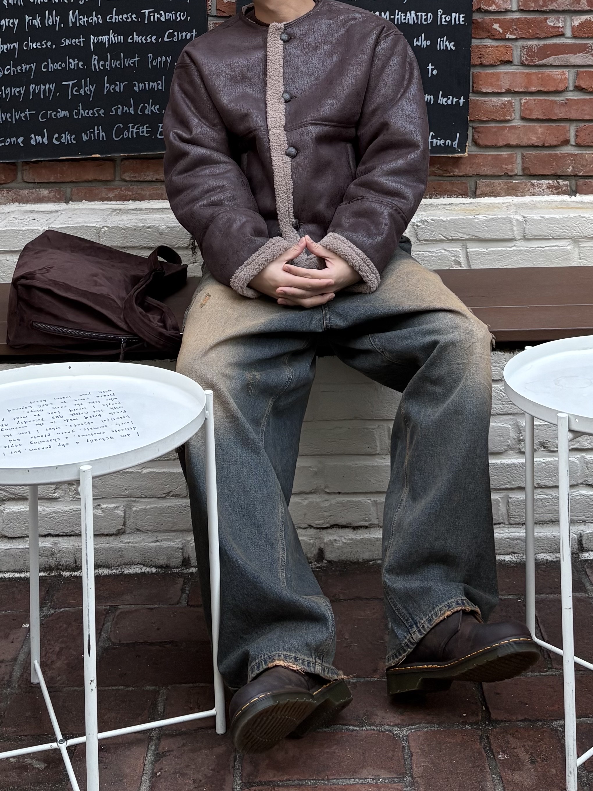 Dr. Martens 1461 Crazy Horse Dark Brown 착용 스타일 - 5