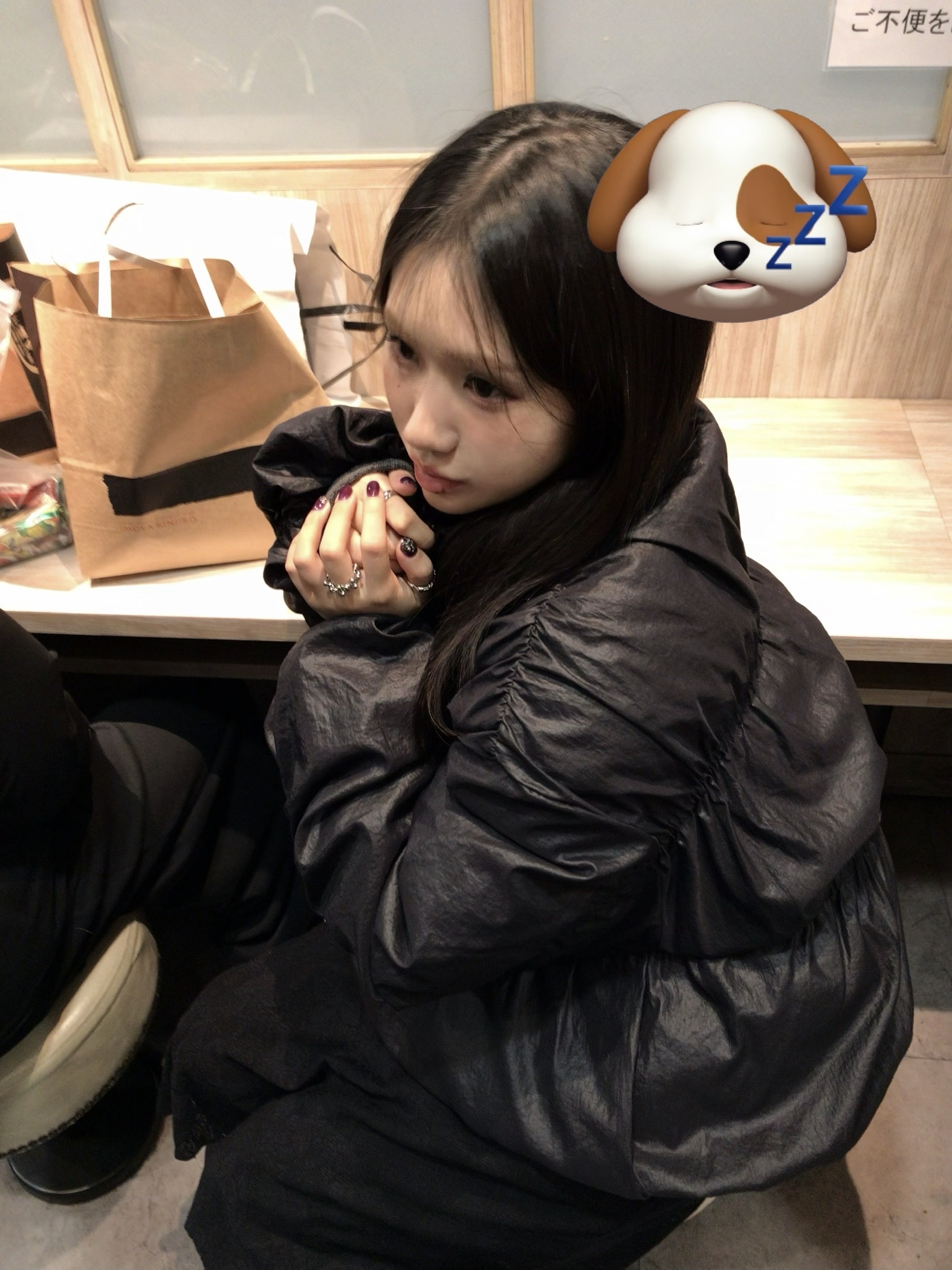 (W) Matin Kim High Neck Shirring Down Jumper Black, Montbell Climaplus Knit Ear Warmer Cap Black 착용 스타일 - 1