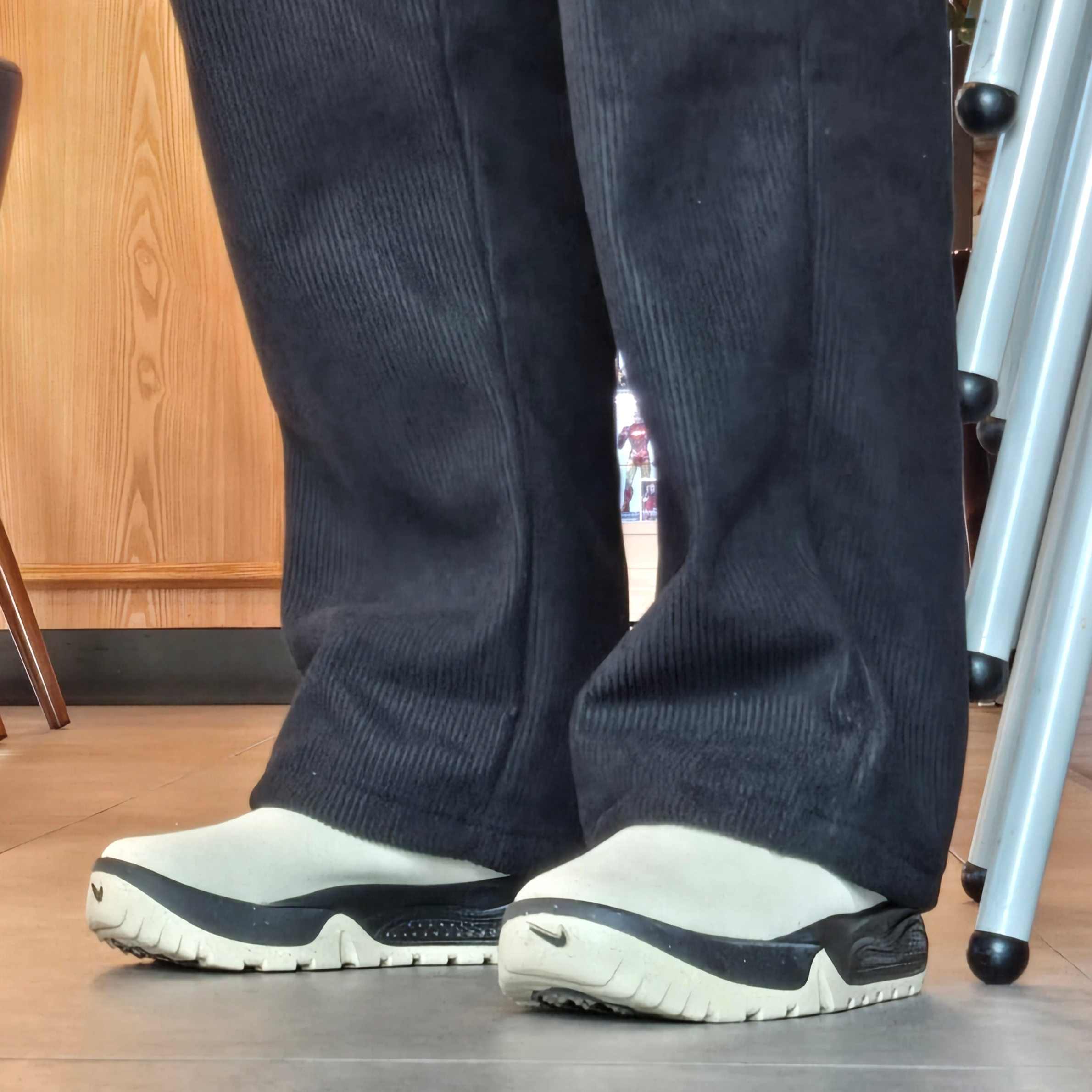 Nike ACG Rufus Limestone and Black 착용 스타일