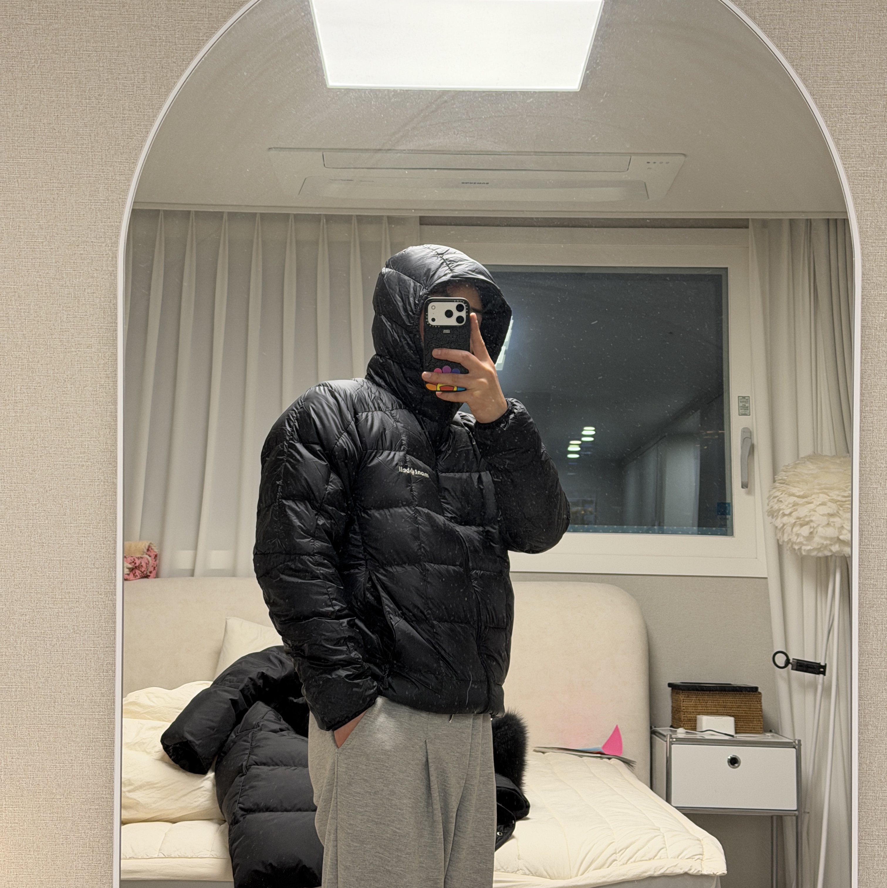 Montbell Superior Down Parka Black 착용 스타일 - 5