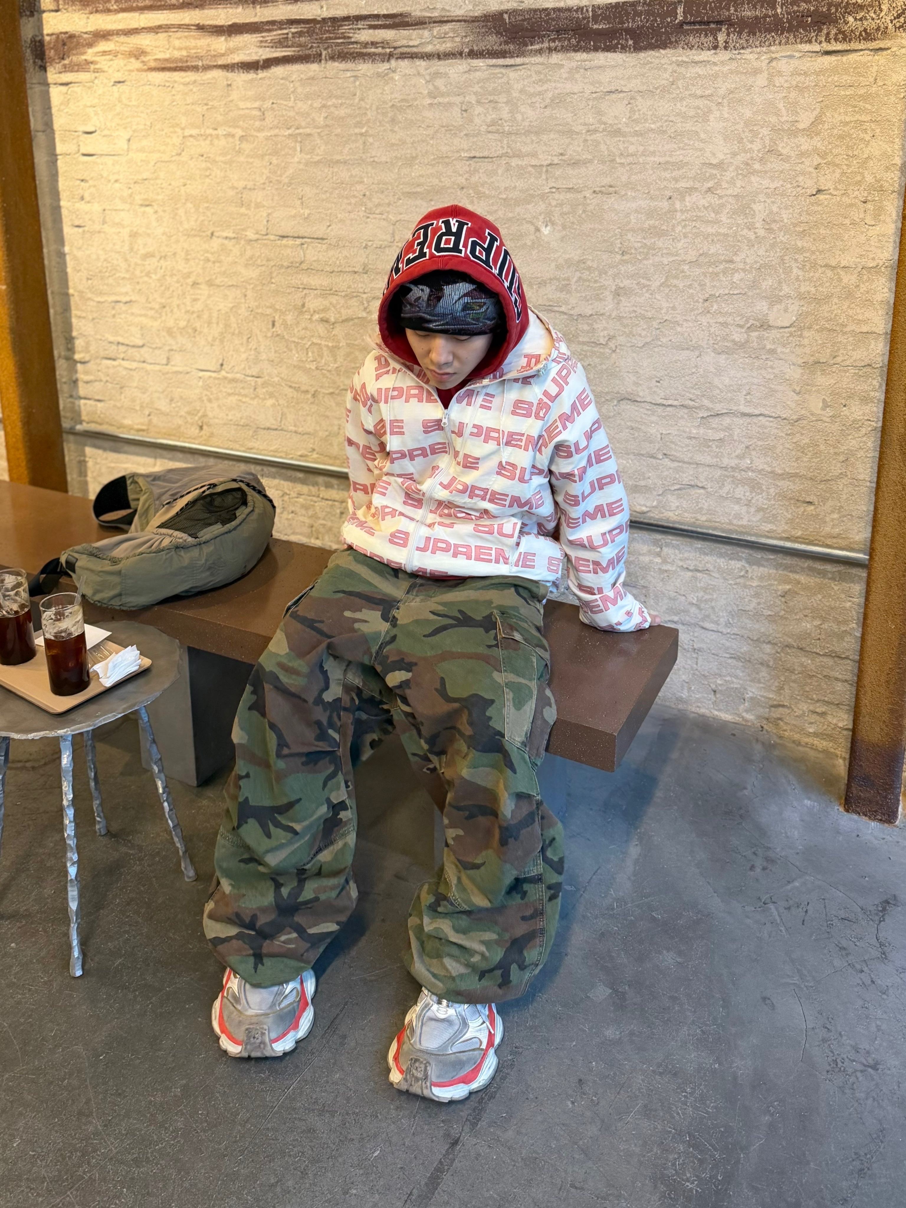 Balenciaga Cargo Sneakers Beige Grey Red, NOD Stone Washed Cargo Pants Camo 착용 스타일 - 7