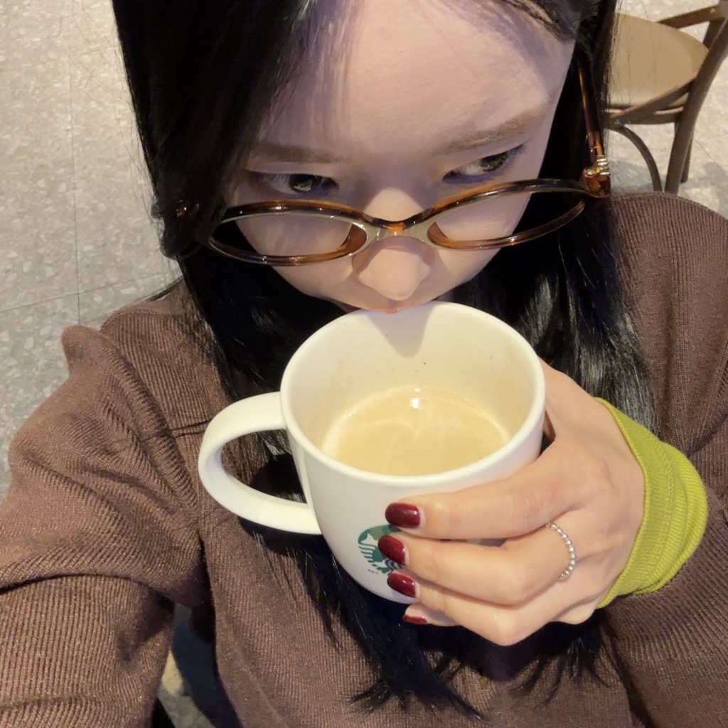 (W) Miu Miu Regard Sunglasses Blue Lenses Honey Tortoiseshell Acetate Standard fit 착용 스타일
