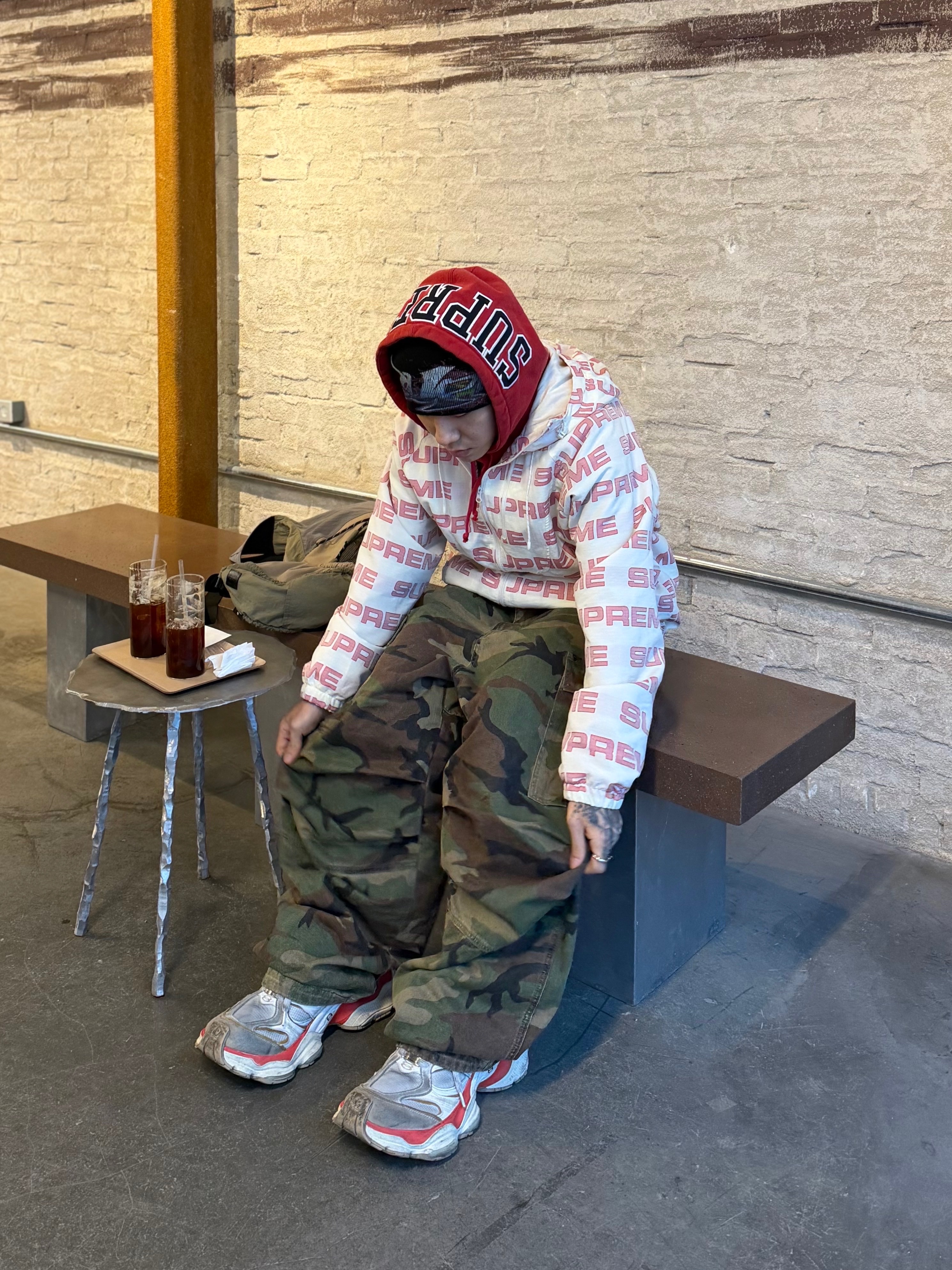 Balenciaga Cargo Sneakers Beige Grey Red, NOD Stone Washed Cargo Pants Camo 착용 스타일 - 5