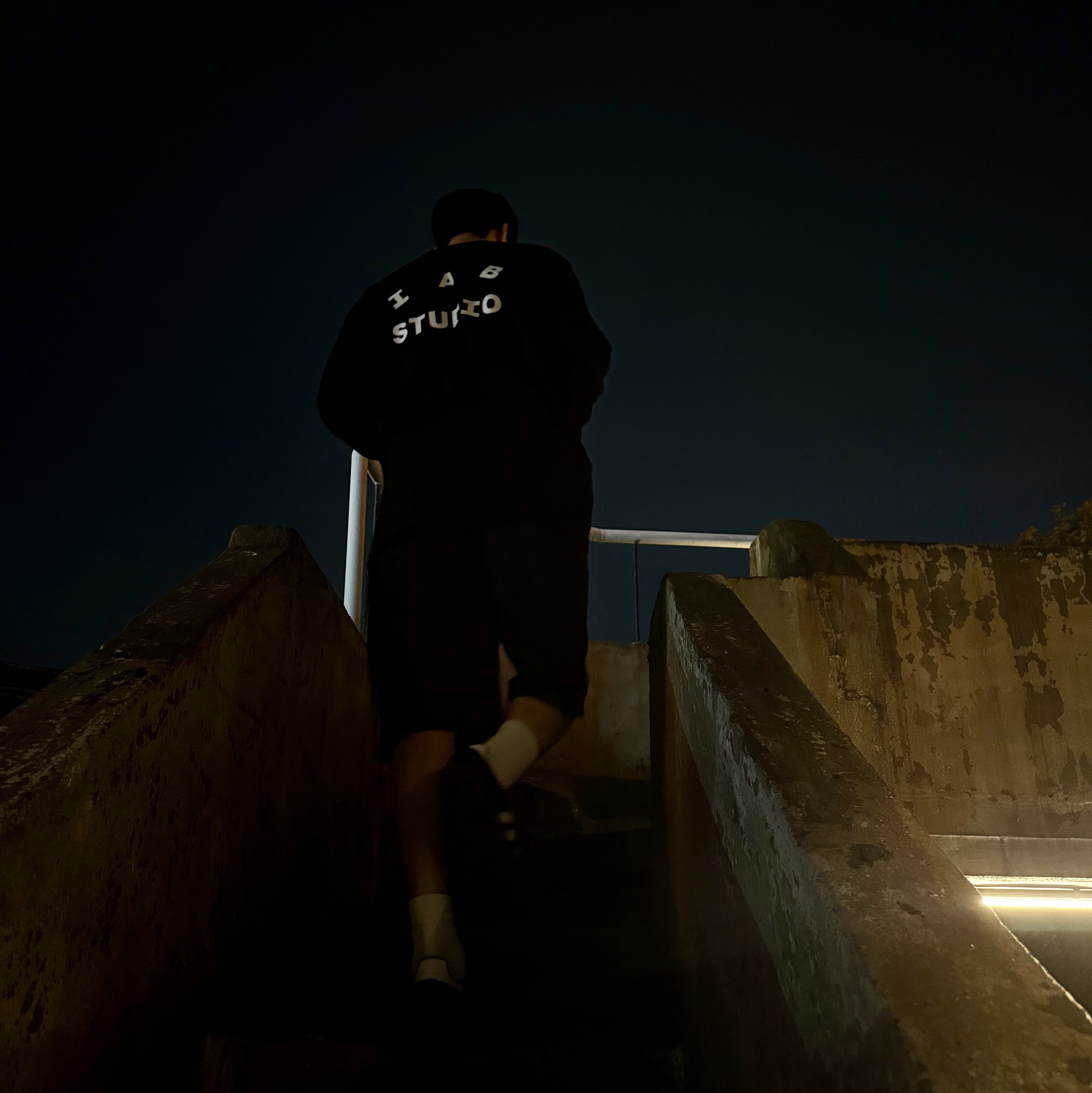 IAB Studio Long Sleeve Black - 23FW, Adidas Samba OG Black White Gum 착용 스타일