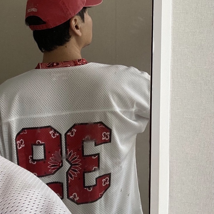 Supreme Bandana Football Jersey White - 25SS 착용 스타일