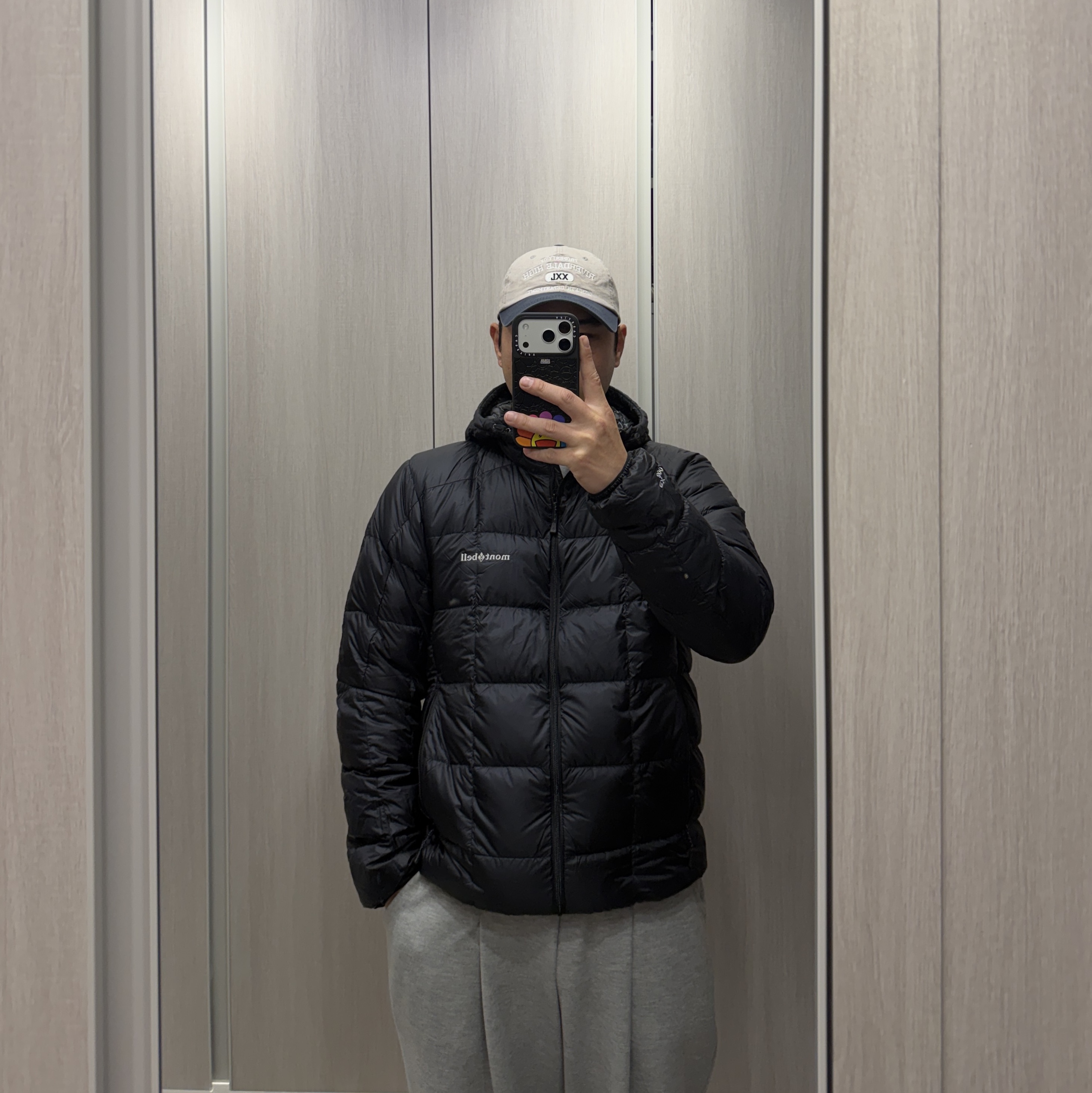 Montbell Superior Down Parka Black 착용 스타일 - 1
