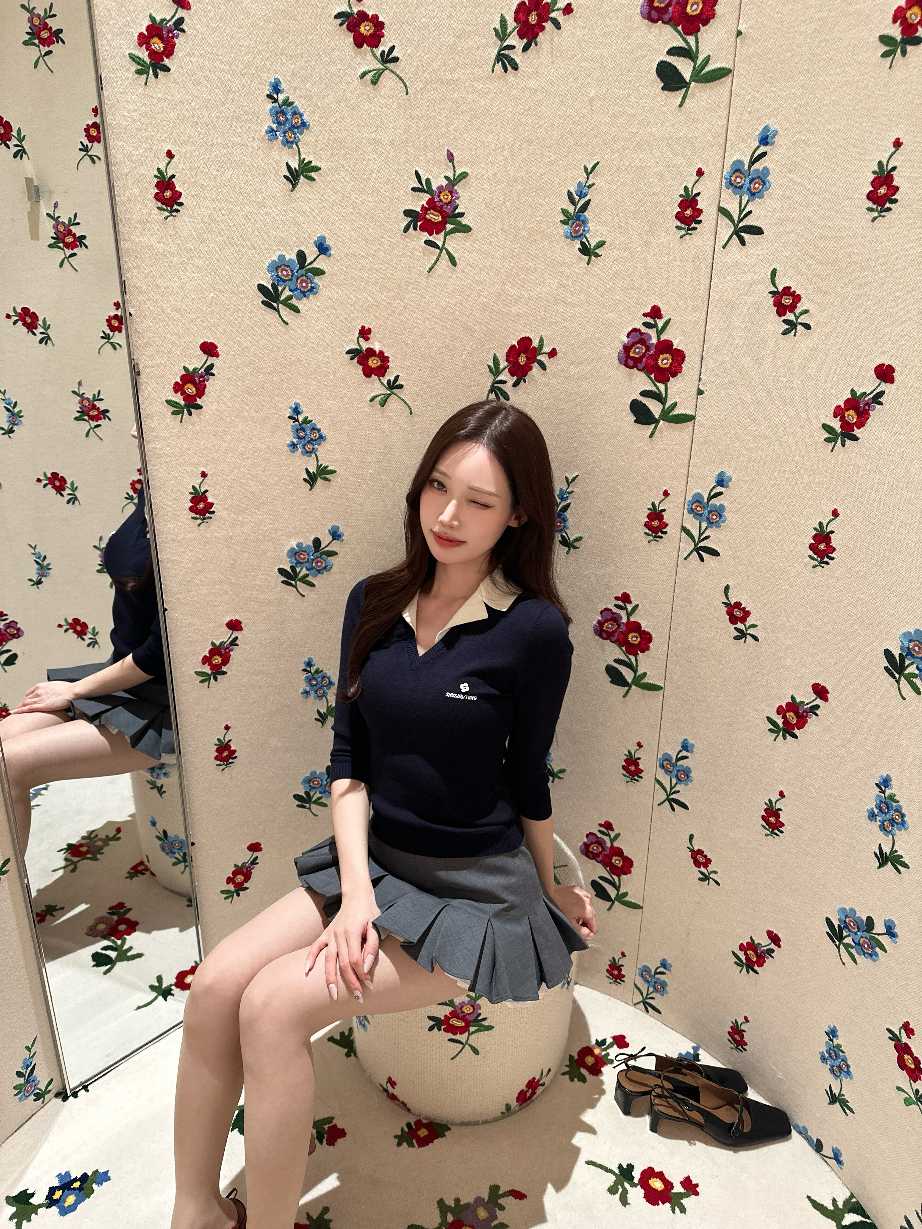 Shushu/Tong Women Patchwork Lapel Knit Top Navy Blue - 25SS, Hera Sensual Nude Gloss 462 Speechless 착용 스타일 - 1