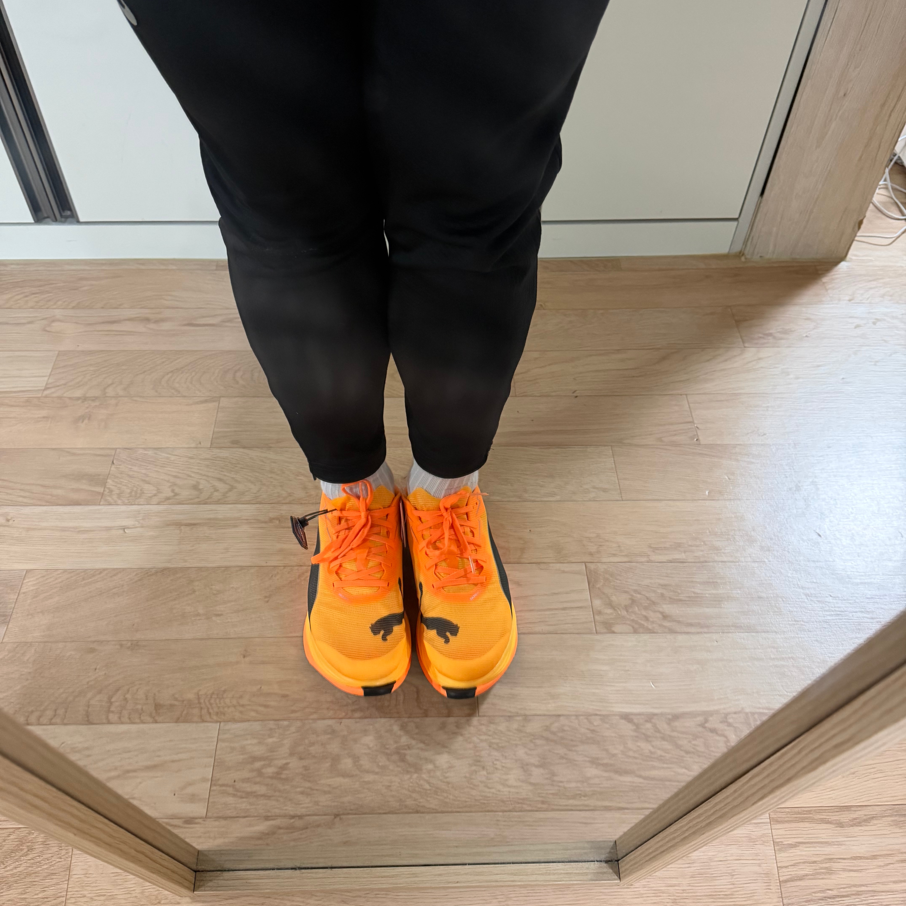 Puma Fast-R Nitro Elite 3 Heat Fire Sun Stream 착용 스타일 - 5