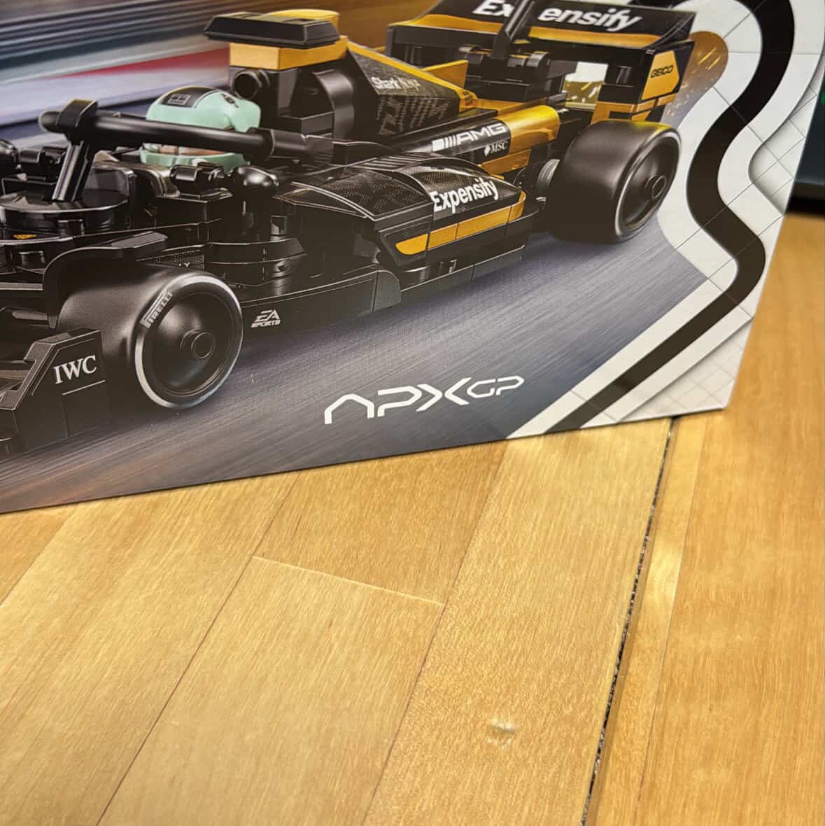 Lego Speed Champions APXGP Team Race Car from F1 The Movie 착용 스타일