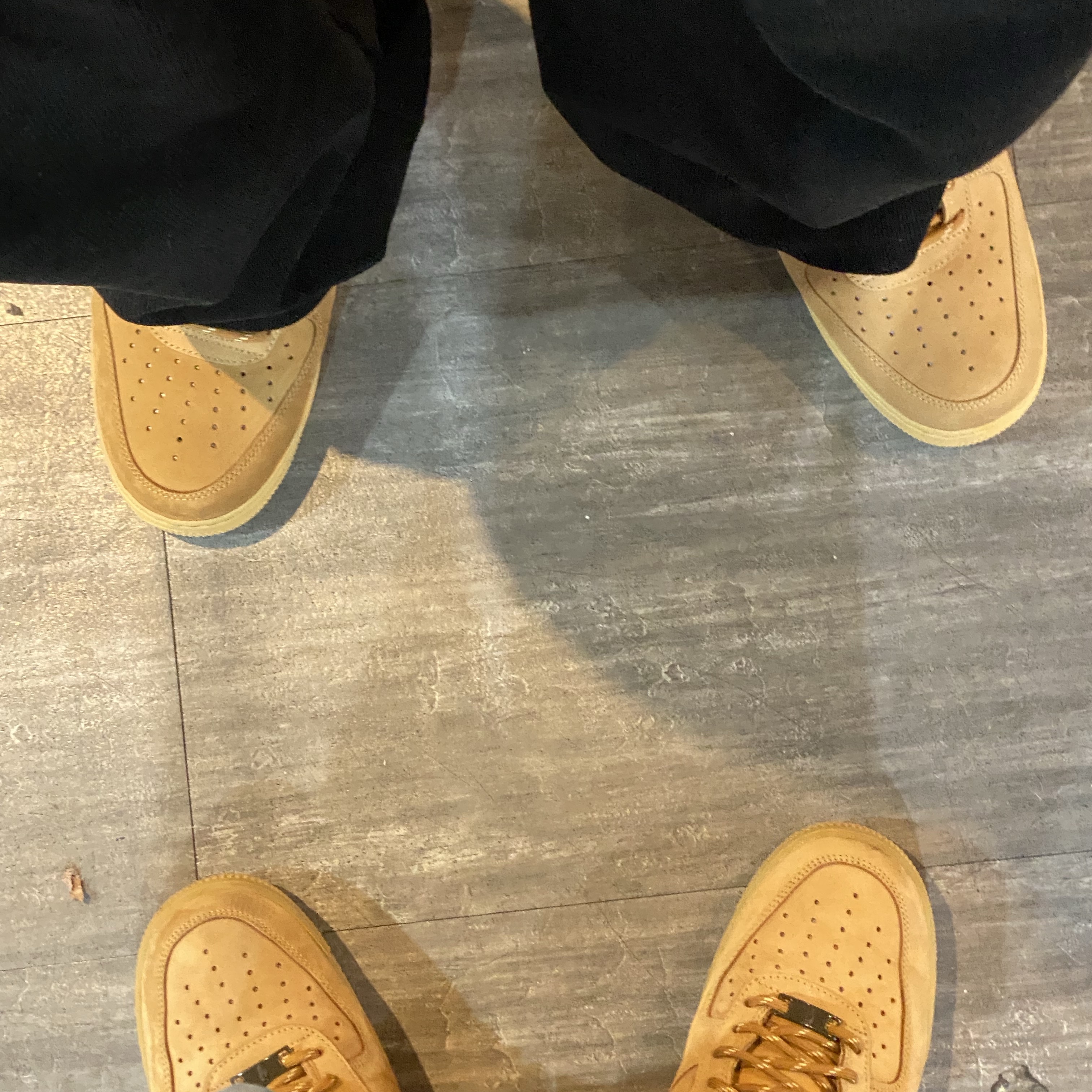 Nike Air Force 1 '07 WB Flax 착용 스타일 - 2