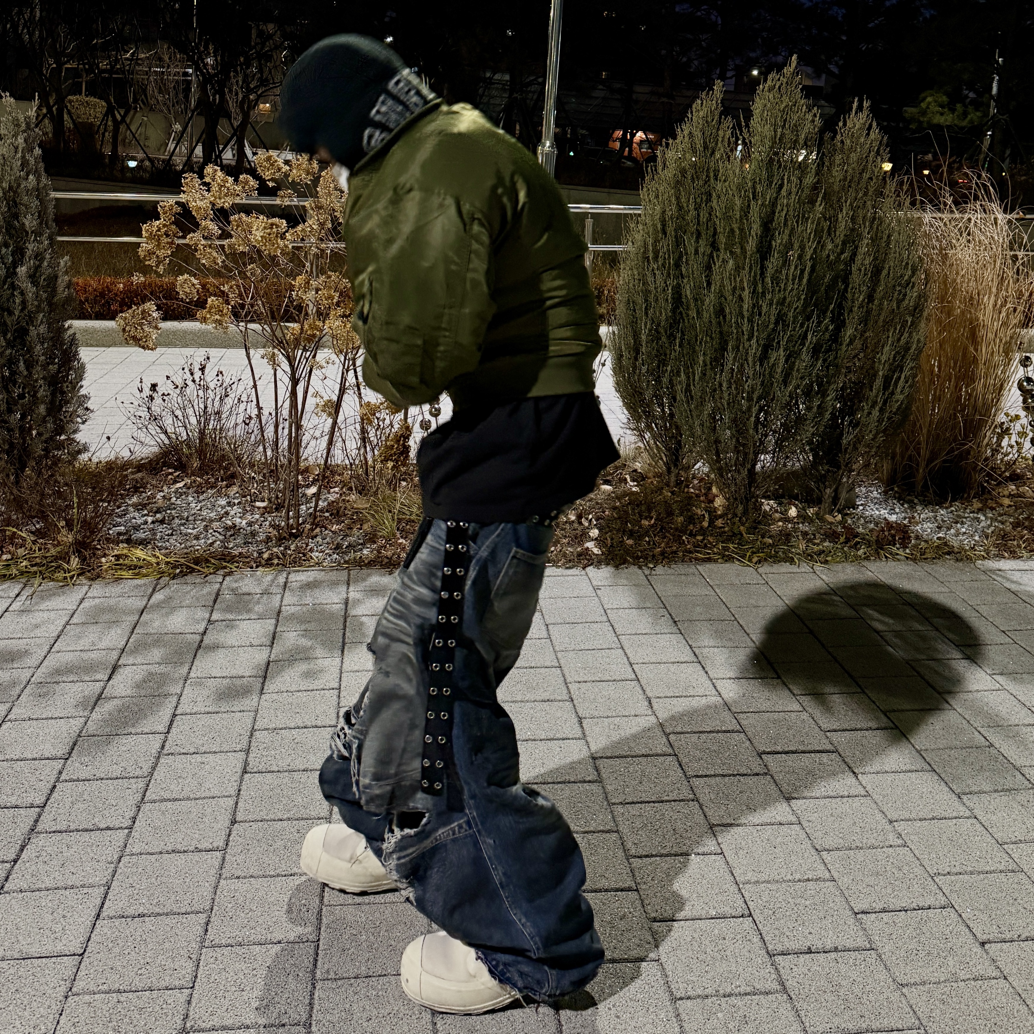 Supreme Shearling Trooper Black - 23FW, Kamien x MJD Double Hole Belt Black Shearling Calfskin 착용 스타일